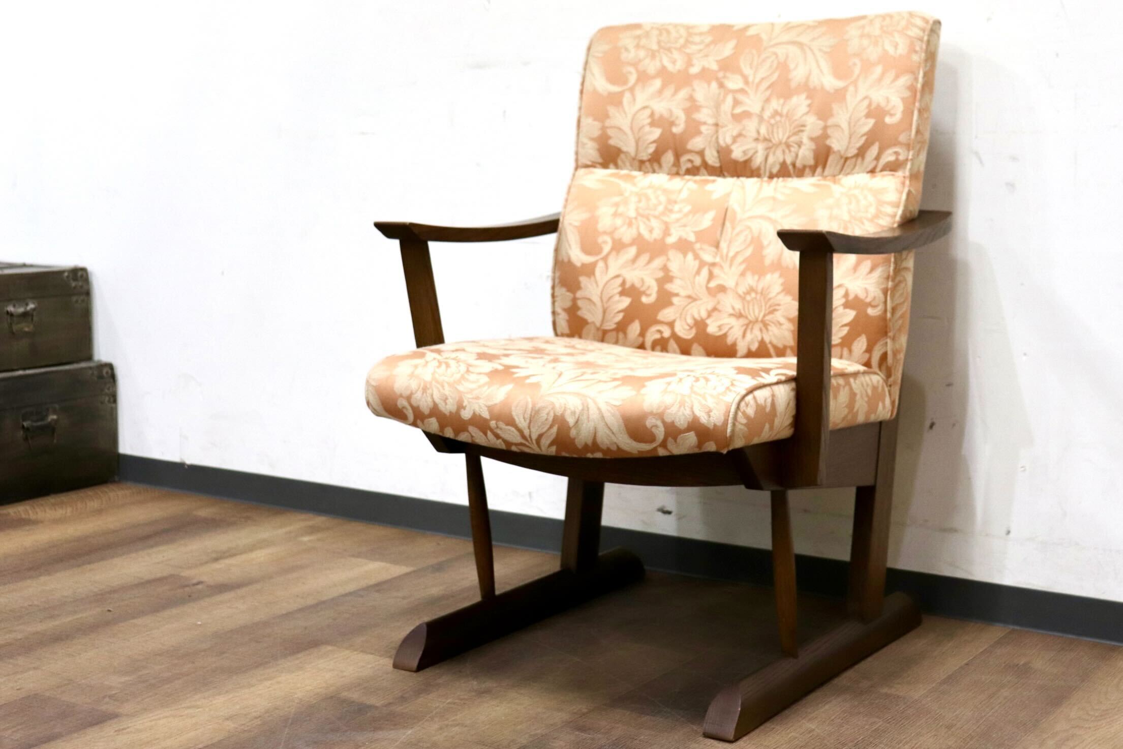 GMGS80A○飛騨産業 / HIDA キツツキ KAYA ダイニングチェア アームチェア 椅子 ファブリック オーク材 モダン 定価約11.8万