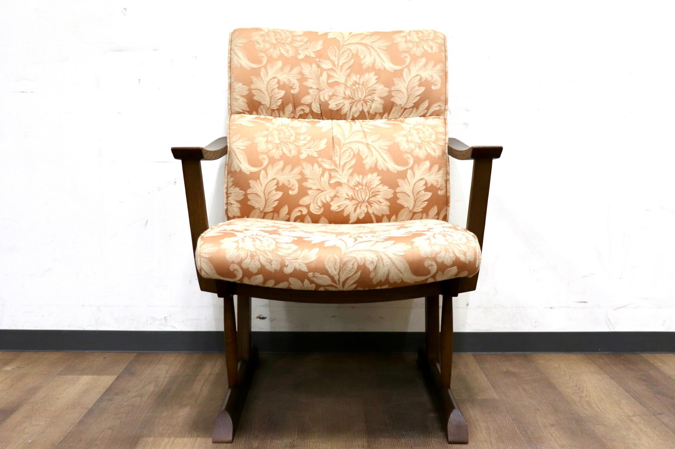 GMGS80A○飛騨産業 / HIDA キツツキ KAYA ダイニングチェア アームチェア 椅子 ファブリック オーク材 モダン 定価約11.8万