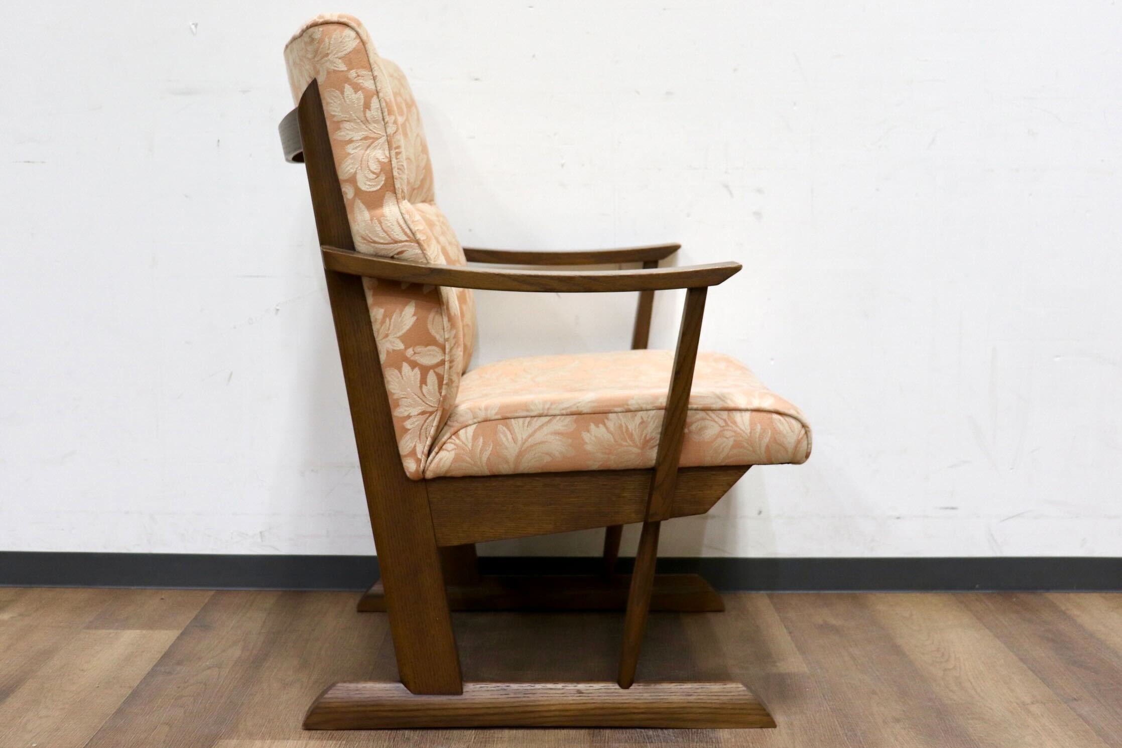 GMGS80A○飛騨産業 / HIDA キツツキ KAYA ダイニングチェア アームチェア 椅子 ファブリック オーク材 モダン 定価約11.8万