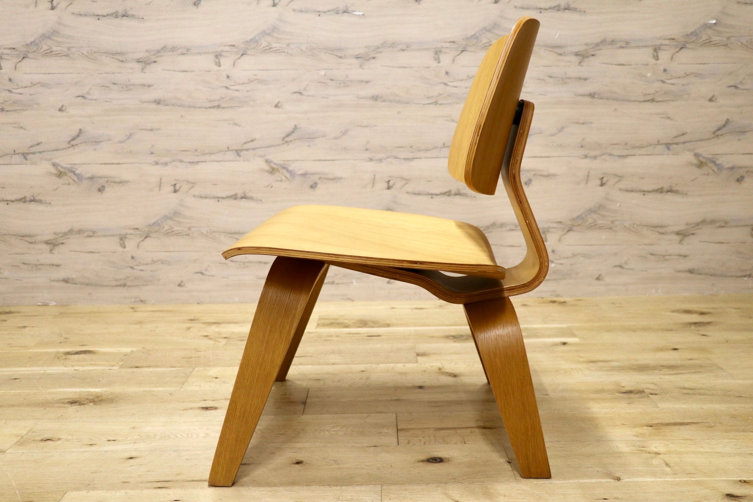 GMJS205○ラウンジチェア アームレスチェア 1人掛け椅子 椅子 木製家具 ナチュラル モダン Lounge Chair Woodリプロダクト品 展示品