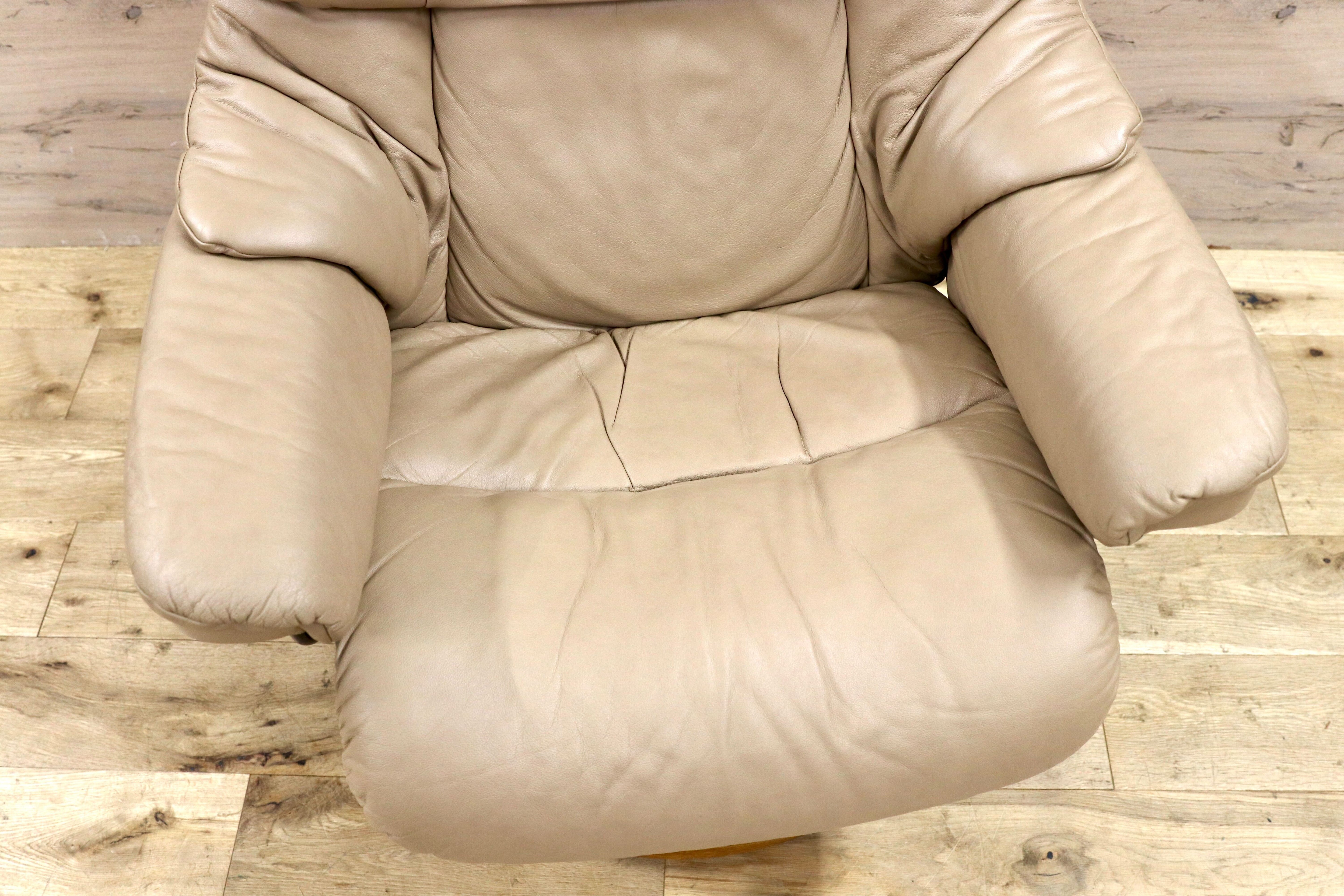 GMIK797B○EKORNES / エコーネス RENO レノ パーソナルチェア リクライニングチェア シングルソファ 本革 北欧 ノルウェー ベージュ