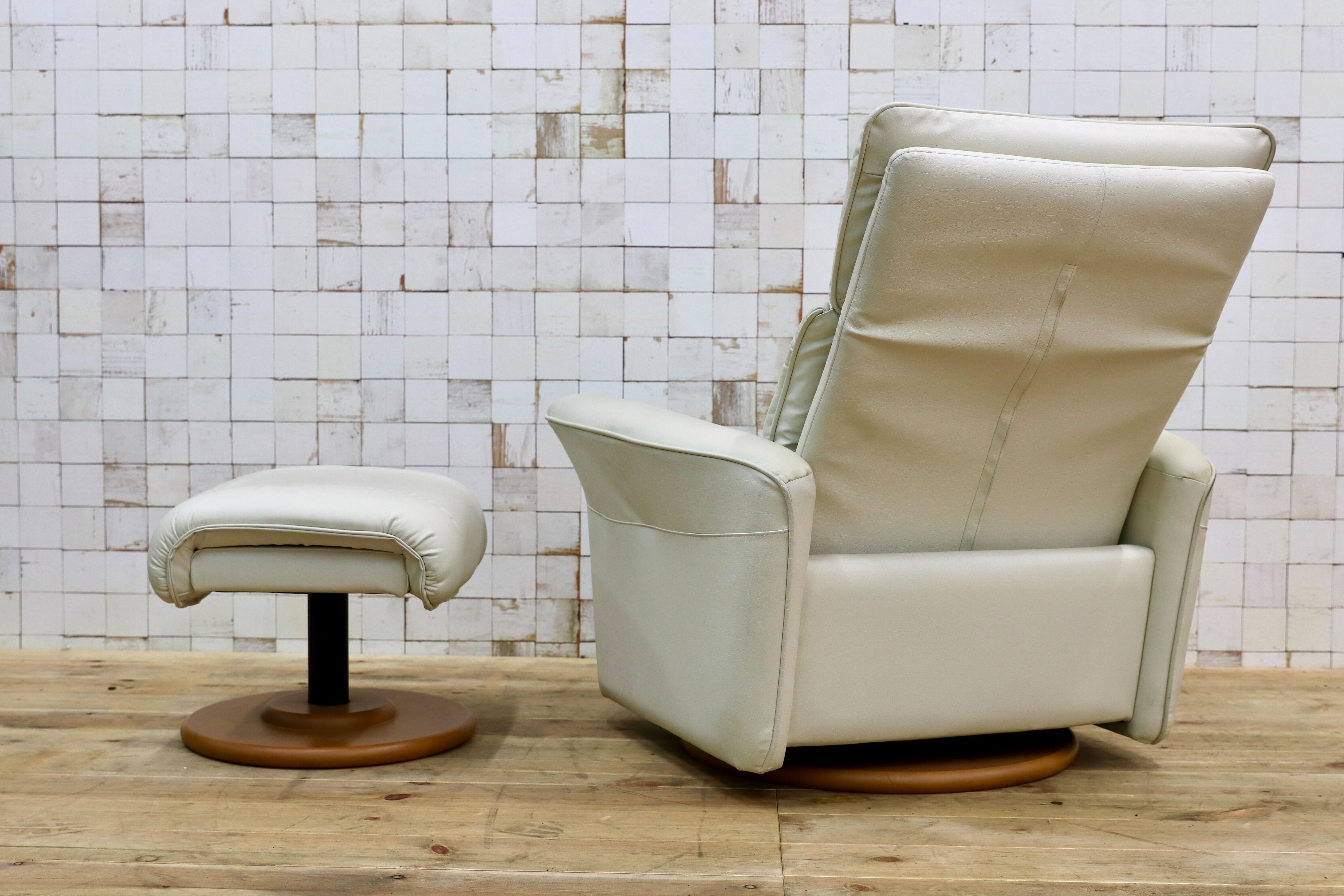 GMIH155○冨士ファニチア / FUJI FURNITURE 1人掛けソファ シングルソファ パーソナルチェア ホワイト 合皮 モダン 国産家具