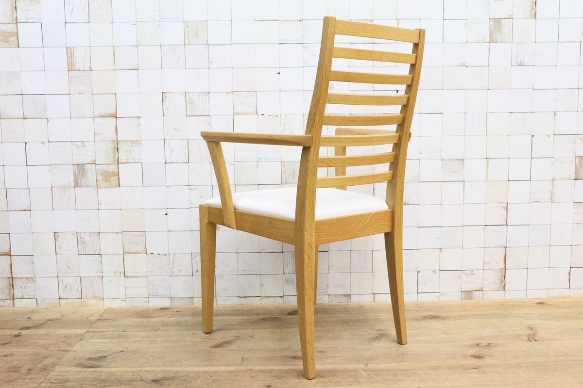 GMJN55◯秋田木工 / AKIMOKU N-005 IDC大塚家具 ダイニングチェア アームチェア 食卓椅子 椅子 モダン 北欧スタイル