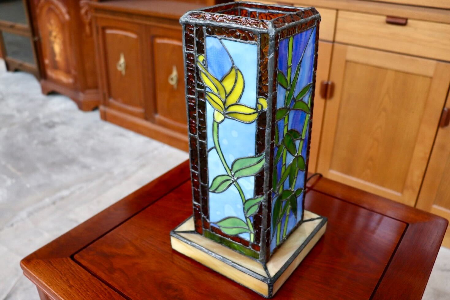 GMHS564B○ステンドグラス ステンドランプ アンティーク 花柄 照明 インテリア レトロ ※発送不可