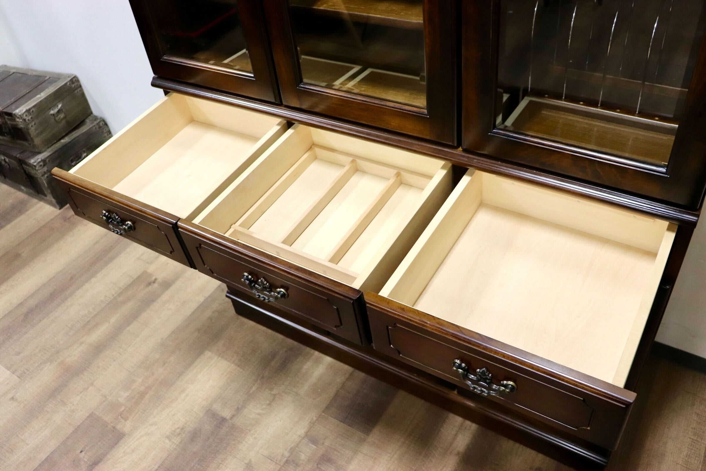 GMHK122○karimoku / カリモク コロニアル 食器棚 水屋棚 カップボード キッチンボード ダイニングボード カントリー 定価約37万 美品