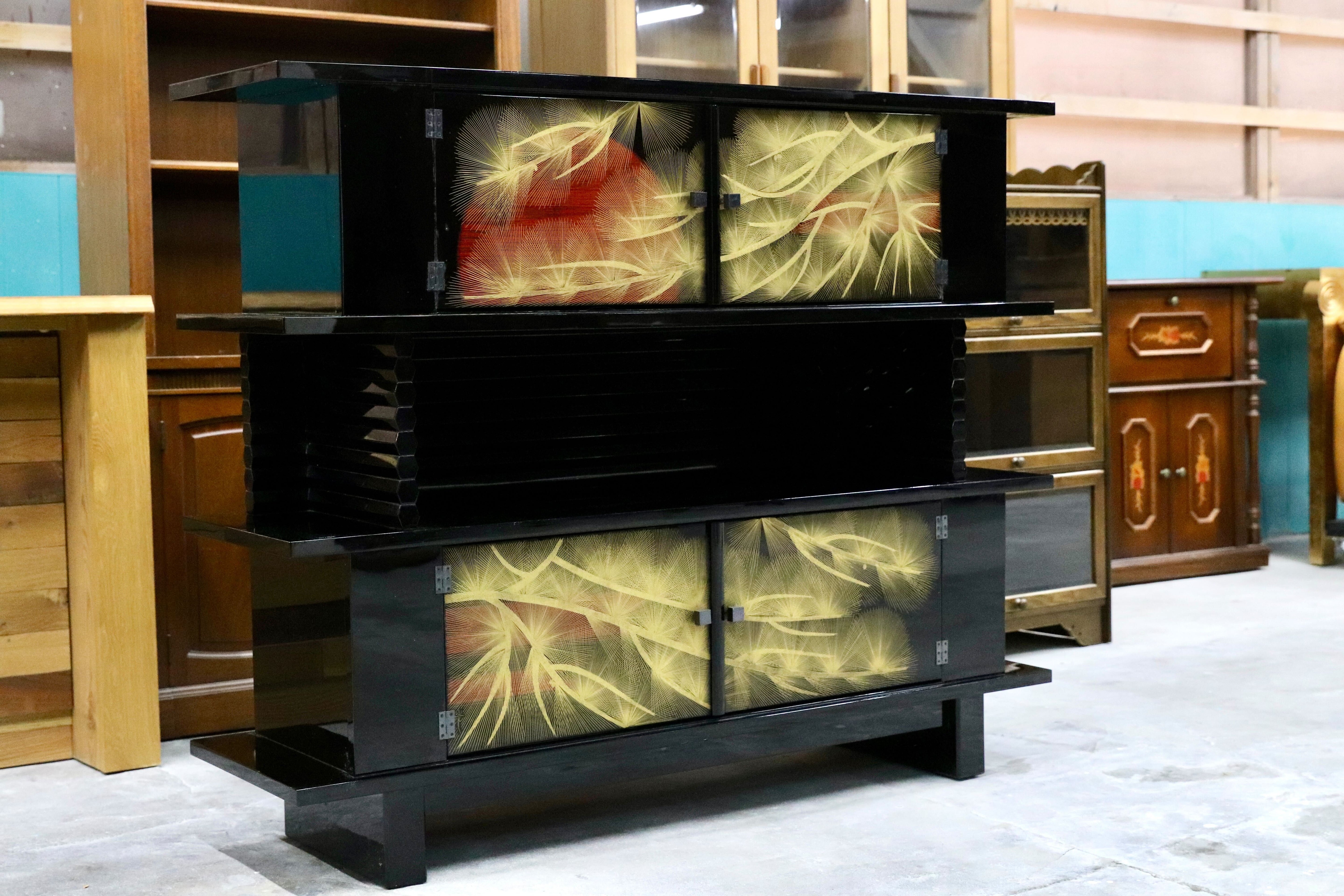 GMHS493○伝統工芸 輪島塗 茶棚 飾り棚 サイドボード リビングボード キャビネット 和家具 和室 座敷 約250万 在庫保管品