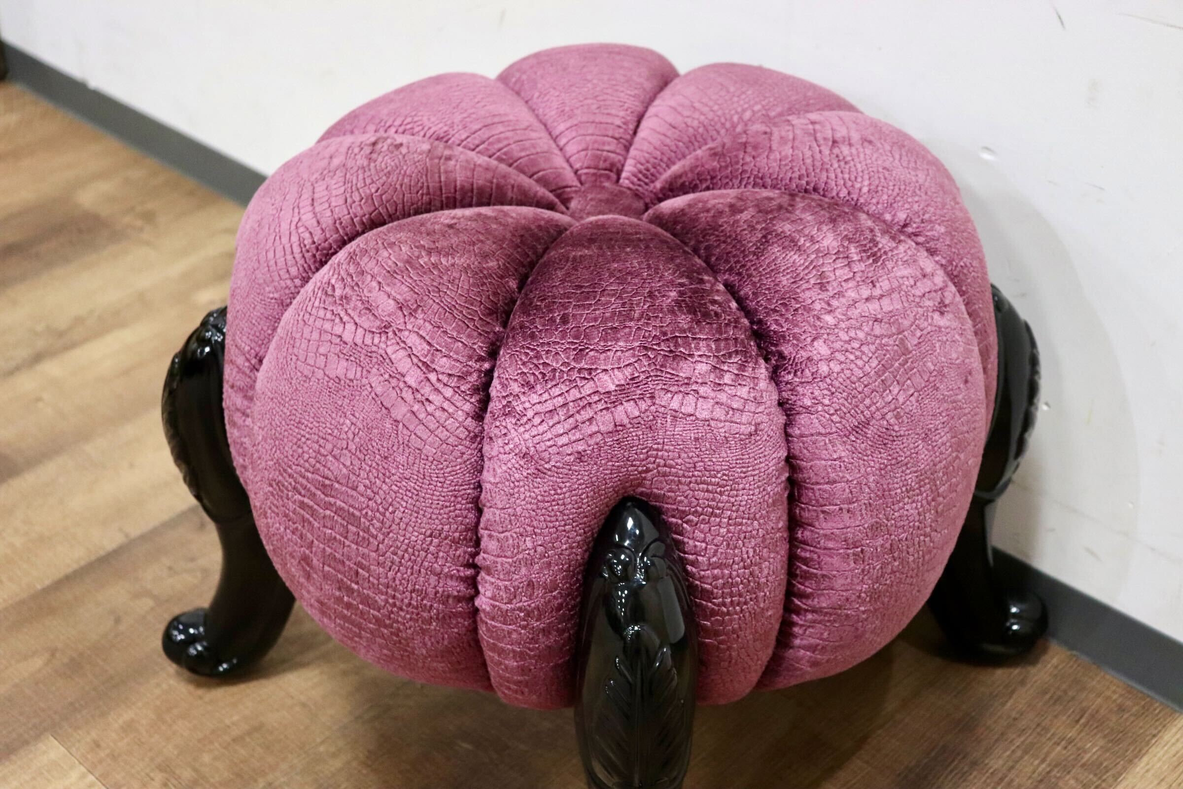 GMHH489C○パンプキンスツール アンティーク調 猫脚 ファブリック オットマン 腰掛け ヨーロピアン エレガント チェア 展示品