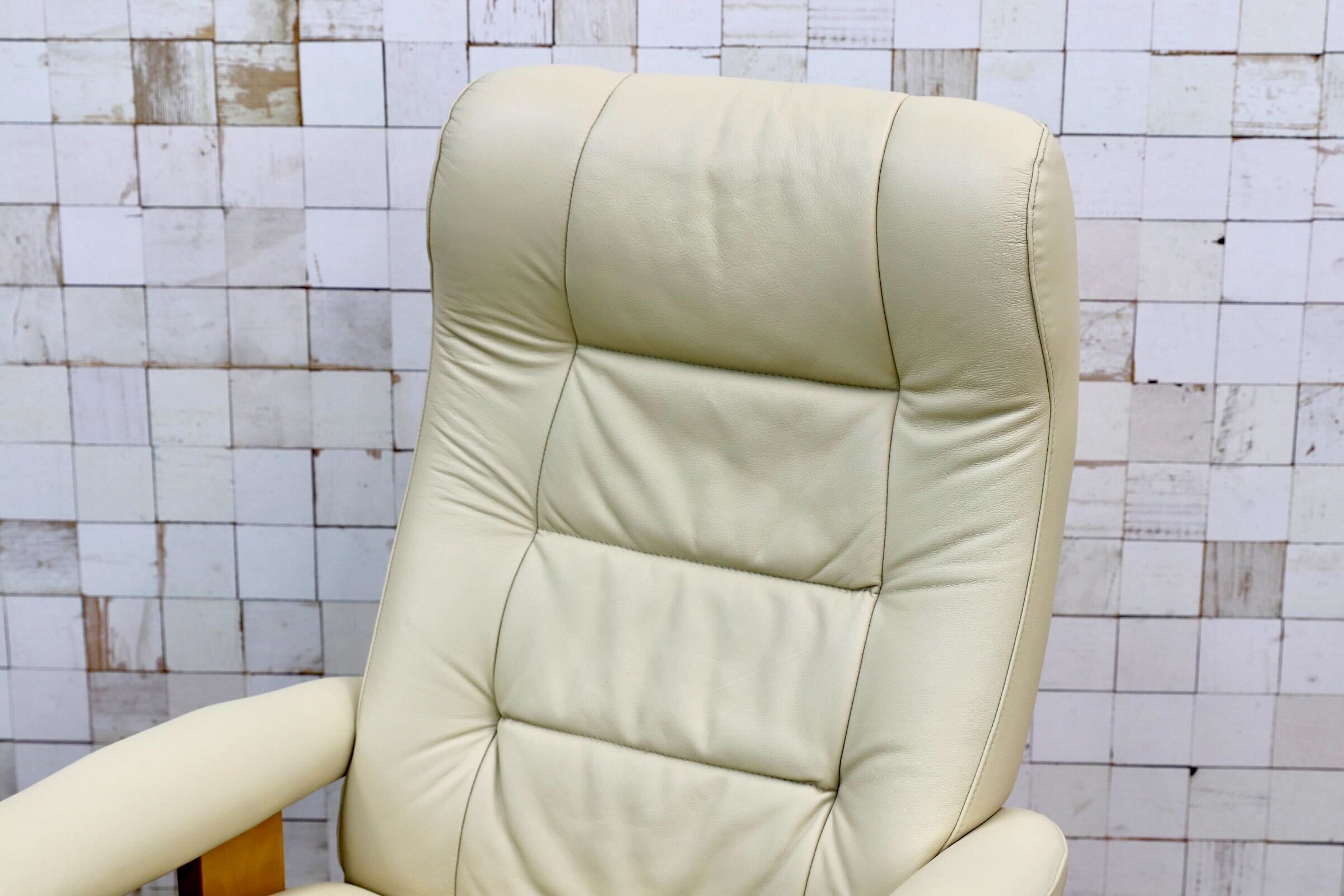 GMJK100○EKORNES / エコーネス Stressless ストレスレス リクライニングチェア オットマン 本革 北欧 ノルウェー クリーム ヴィンテージ