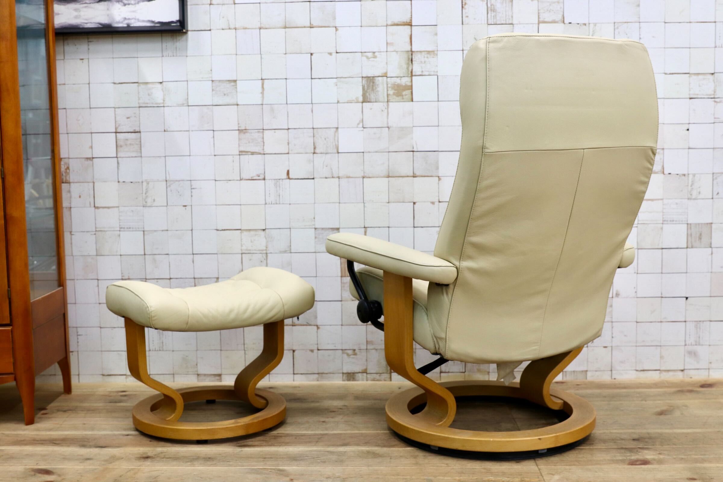 GMJK100○EKORNES / エコーネス Stressless ストレスレス リクライニングチェア オットマン 本革 北欧 ノルウェー クリーム ヴィンテージ