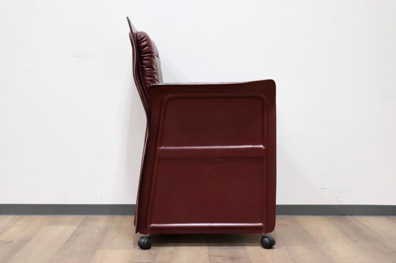 GMGK540E○i4Mariani / クアトロマリアーニ メトーラ イタリア製 ラウンジチェア エグゼクティブチェア 総革 約33万 検)カッシーナ B&B