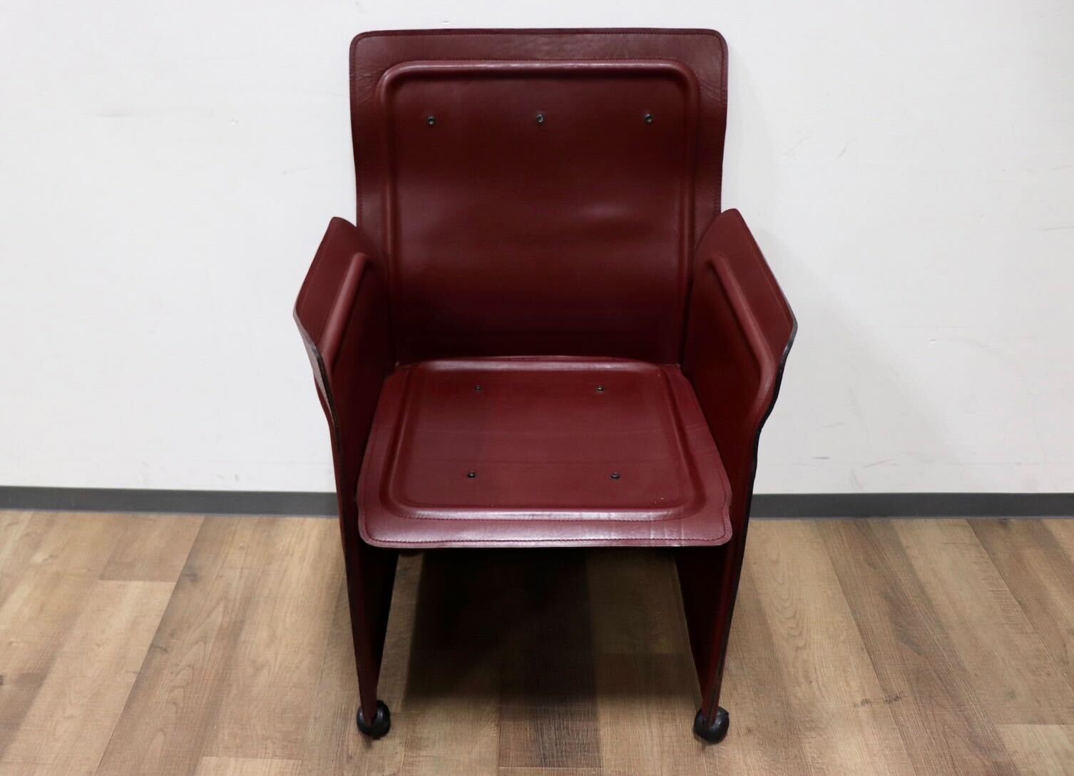 GMGK540E○i4Mariani / クアトロマリアーニ メトーラ イタリア製 ラウンジチェア エグゼクティブチェア 総革 約33万 検)カッシーナ B&B