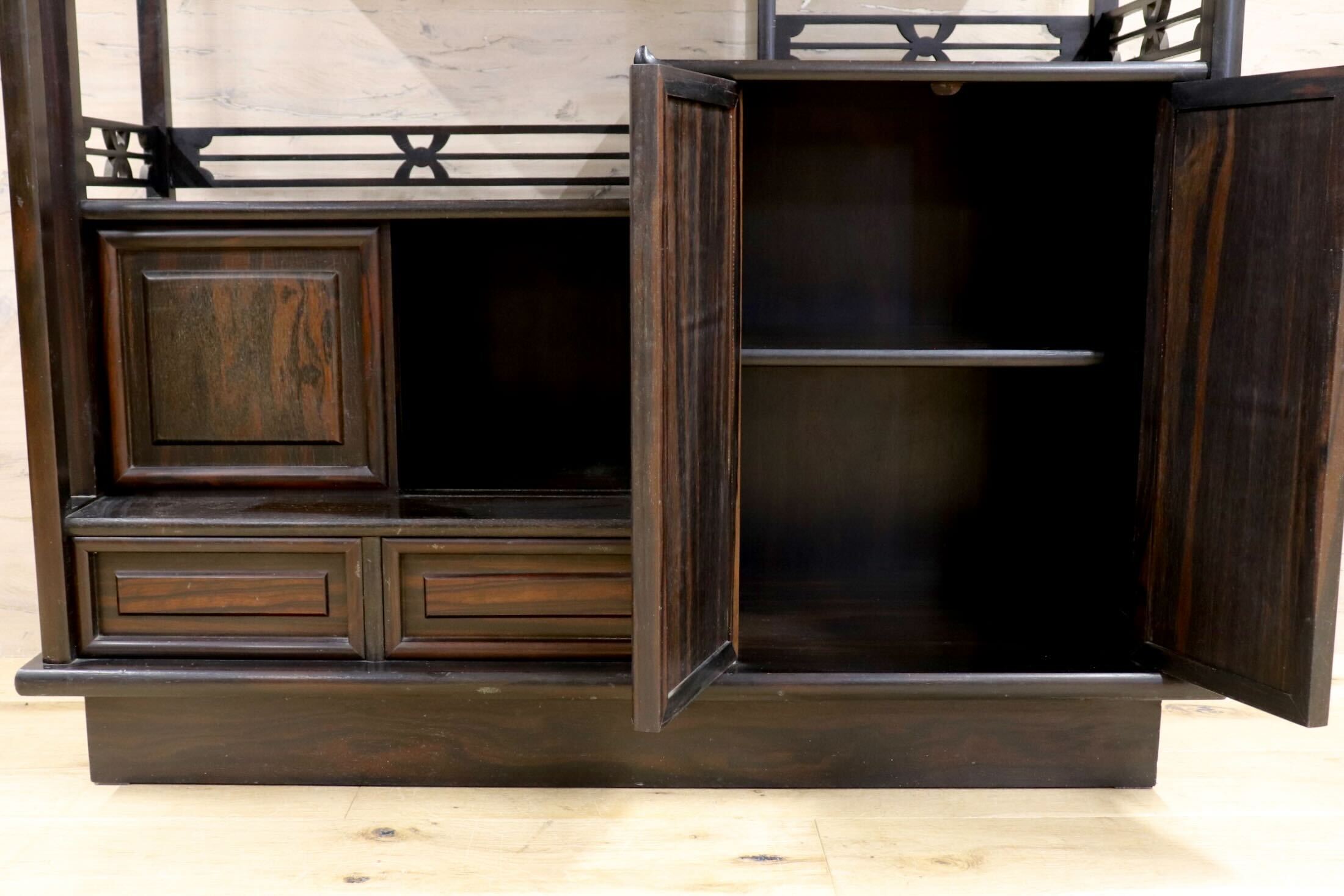 GMIH294○黒檀 飾り棚 透かし彫り 和製 アンティーク 茶棚 飾り棚 サイドボード キャビネット 茶道具 茶道 棚 置き台 華道