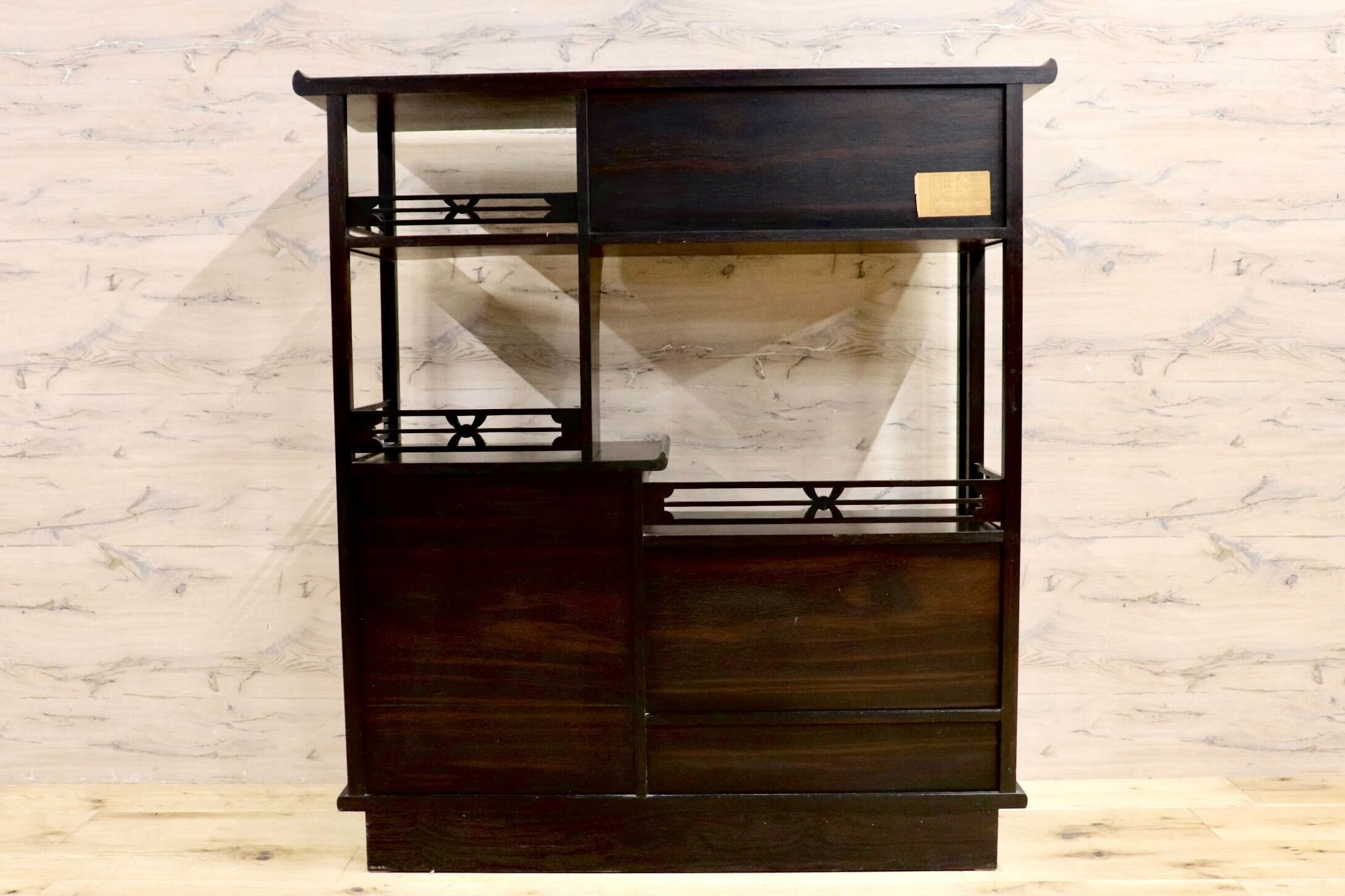 GMIH294○黒檀 飾り棚 透かし彫り 和製 アンティーク 茶棚 飾り棚 サイドボード キャビネット 茶道具 茶道 棚 置き台 華道