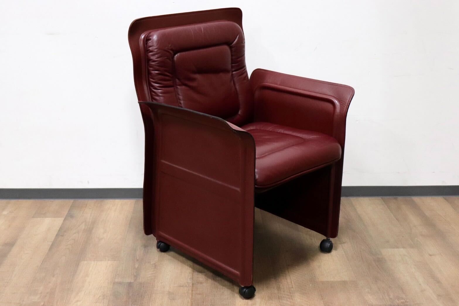 GMGK540F○i4Mariani / クアトロマリアーニ メトーラ イタリア製 ラウンジチェア エグゼクティブチェア 総革 約33万 検)カッシーナ B&B