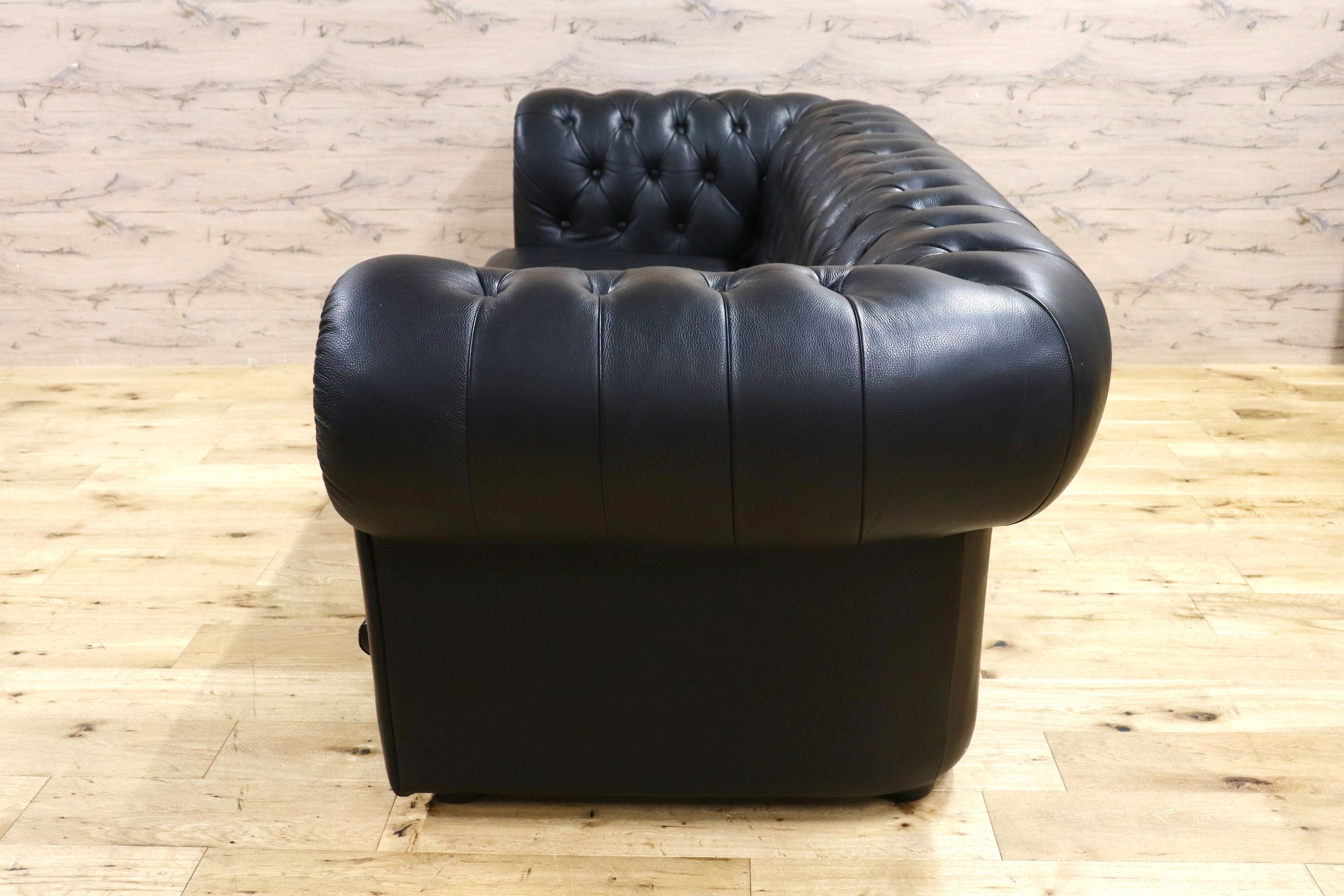 GMIH299A○チェスターフィールド 3人掛けソファ トリプルソファ 3シーター 本革 レザー ヴィンテージ アンティーク 英国スタイル