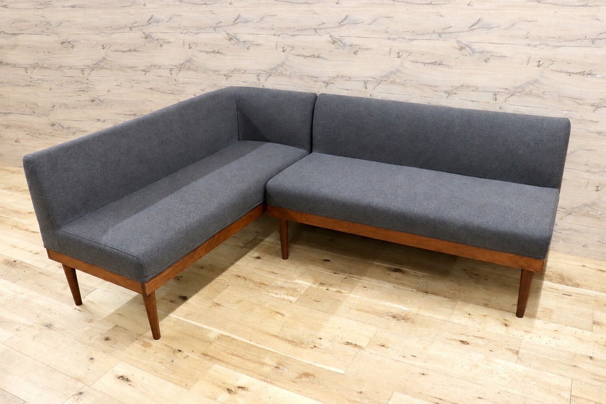 GMJK470A○ASPLUND/アスプルンド TOIVO トイヴォ リビングダイニングアームソファ ウォールナット カバーリング 北欧モダン 約15万 展示品