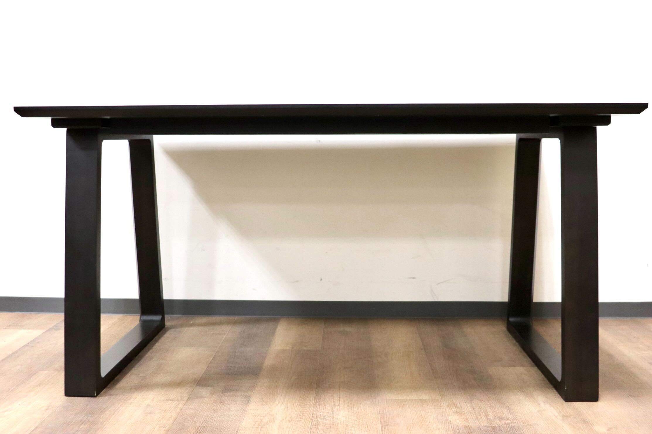 GMGK461○karimoku / カリモク DA4580 ダイニングテーブル 食卓テーブル 作業台 メラミン化粧板 スタイリッシュ モダン 定価9.5万 展示品