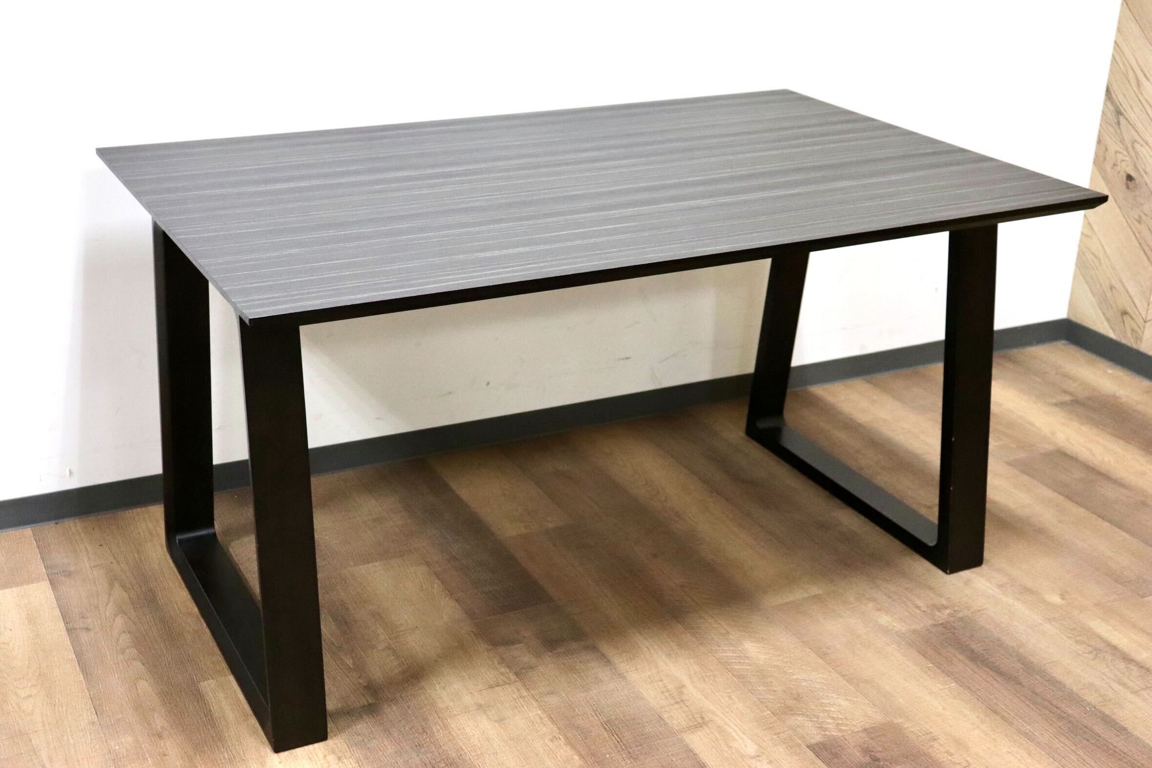 GMGK461○karimoku / カリモク DA4580 ダイニングテーブル 食卓テーブル 作業台 メラミン化粧板 スタイリッシュ モダン 定価9.5万 展示品