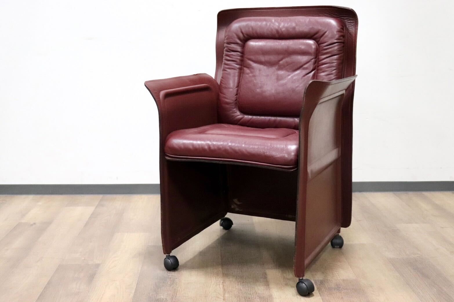 GMGK540G○i4Mariani / クアトロマリアーニ メトーラ イタリア製 ラウンジチェア エグゼクティブチェア 総革 約33万 検)カッシーナ B&B