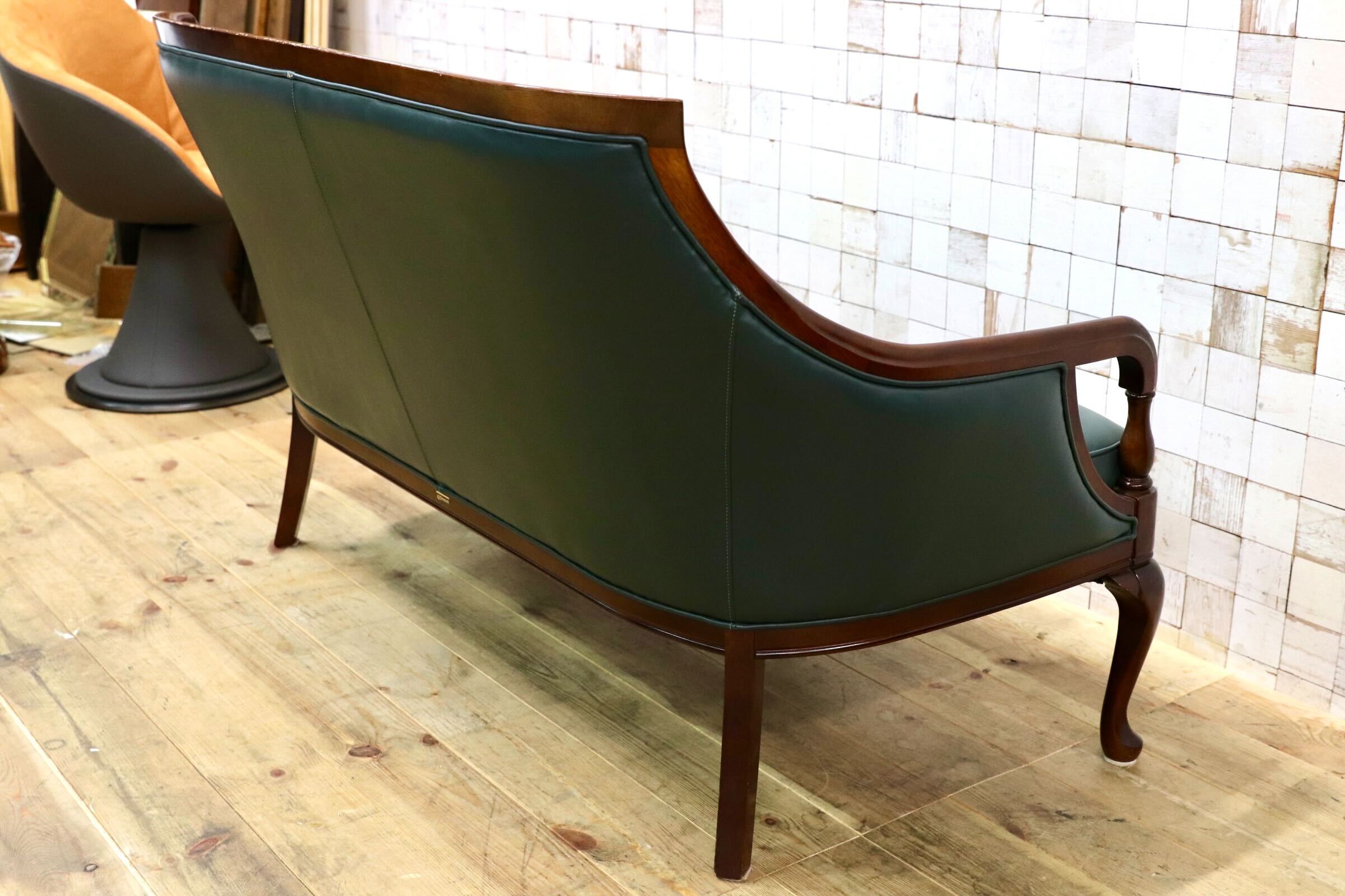 GMJK124A○maruni / マルニ ブリティッシュコレクション 2人掛けソファ ラブソファ 本革 ダークグリーン 英国クラシック