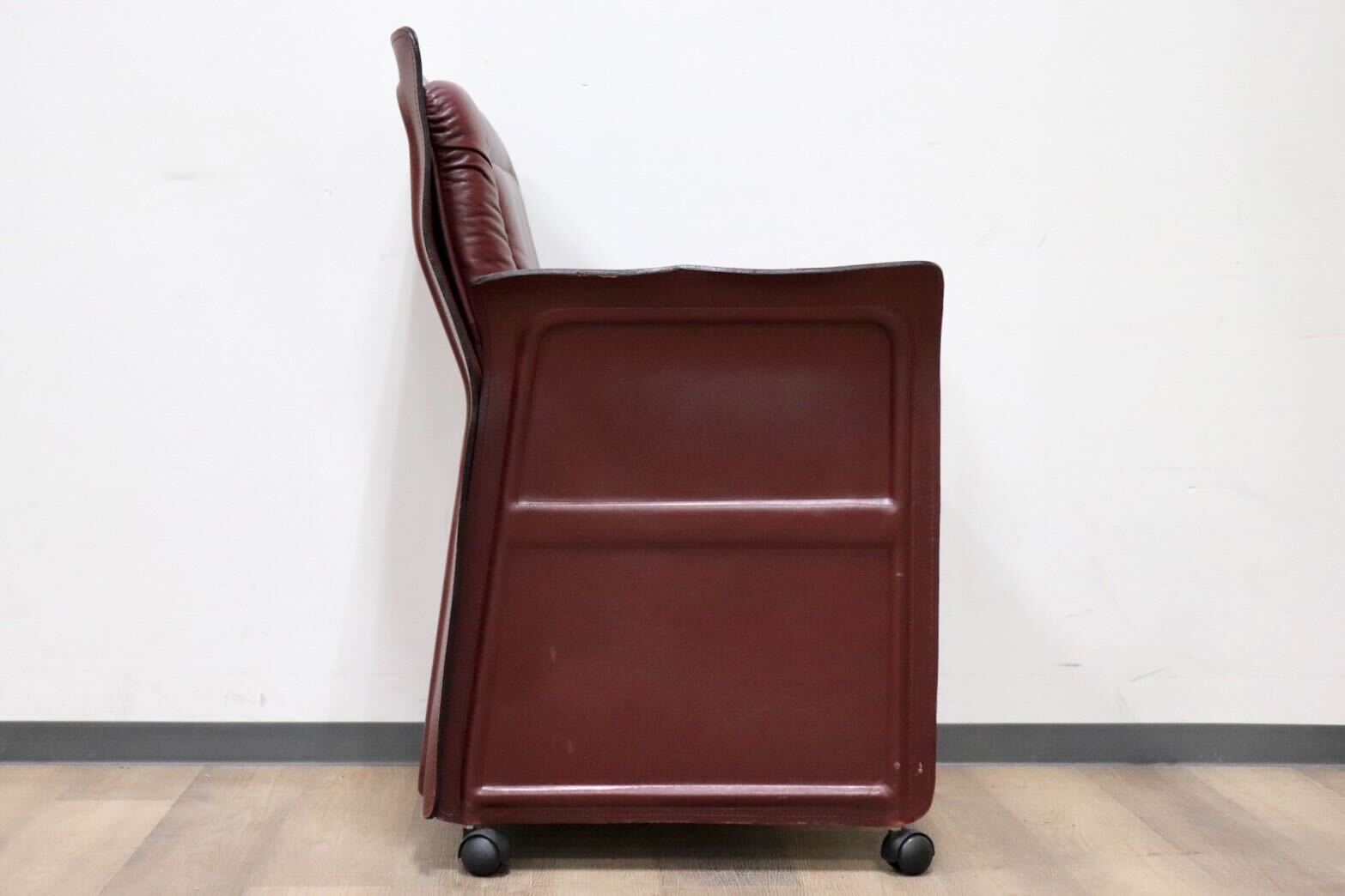 GMGK540H○i4Mariani / クアトロマリアーニ メトーラ イタリア製 ラウンジチェア エグゼクティブチェア 総革 約33万 検)カッシーナ B&B