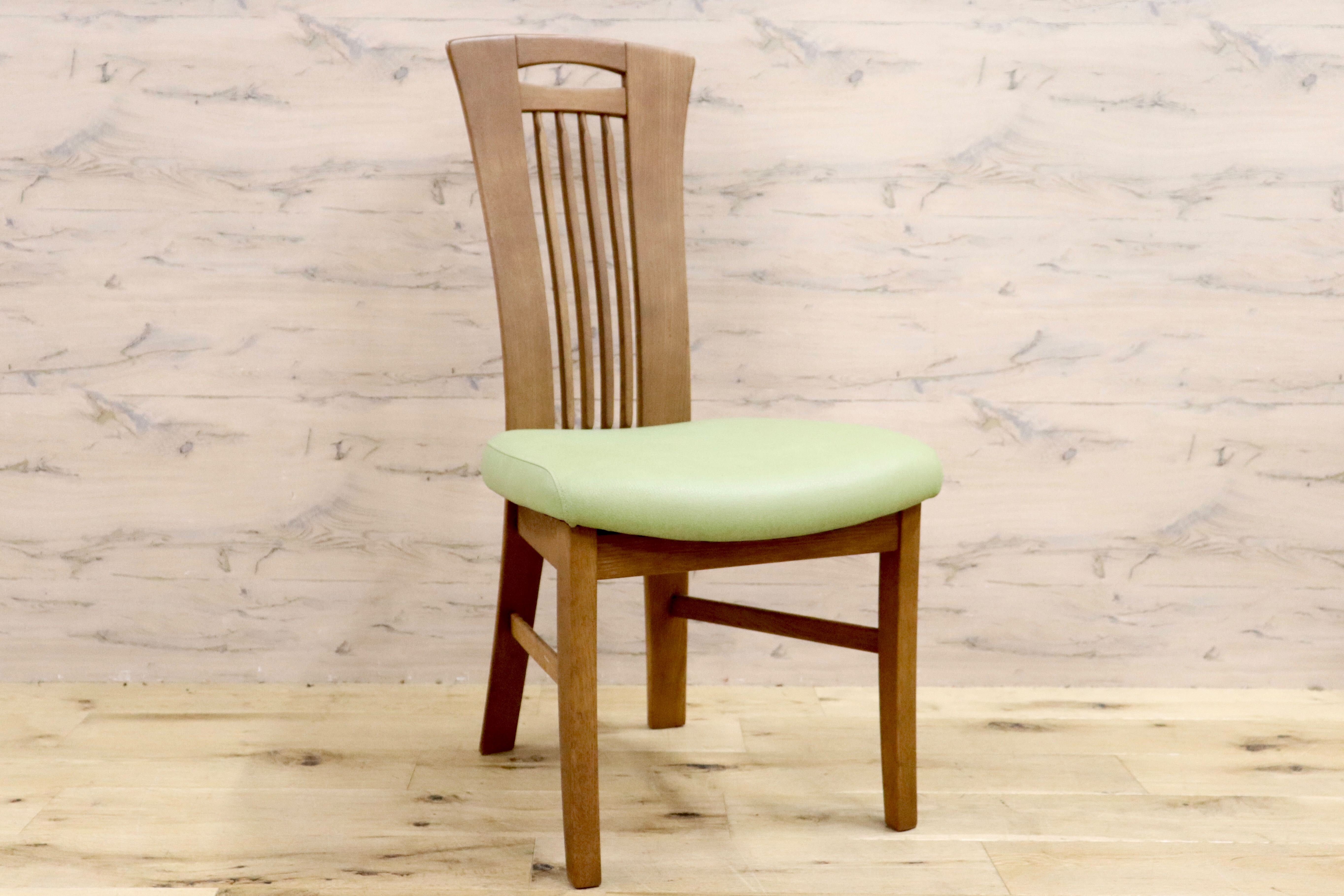 GMHS223A○karimoku / カリモク ダイニングチェア アームレスチェア 椅子 カントリー モダン レトロ オーク 合皮 グリーン 国産家具