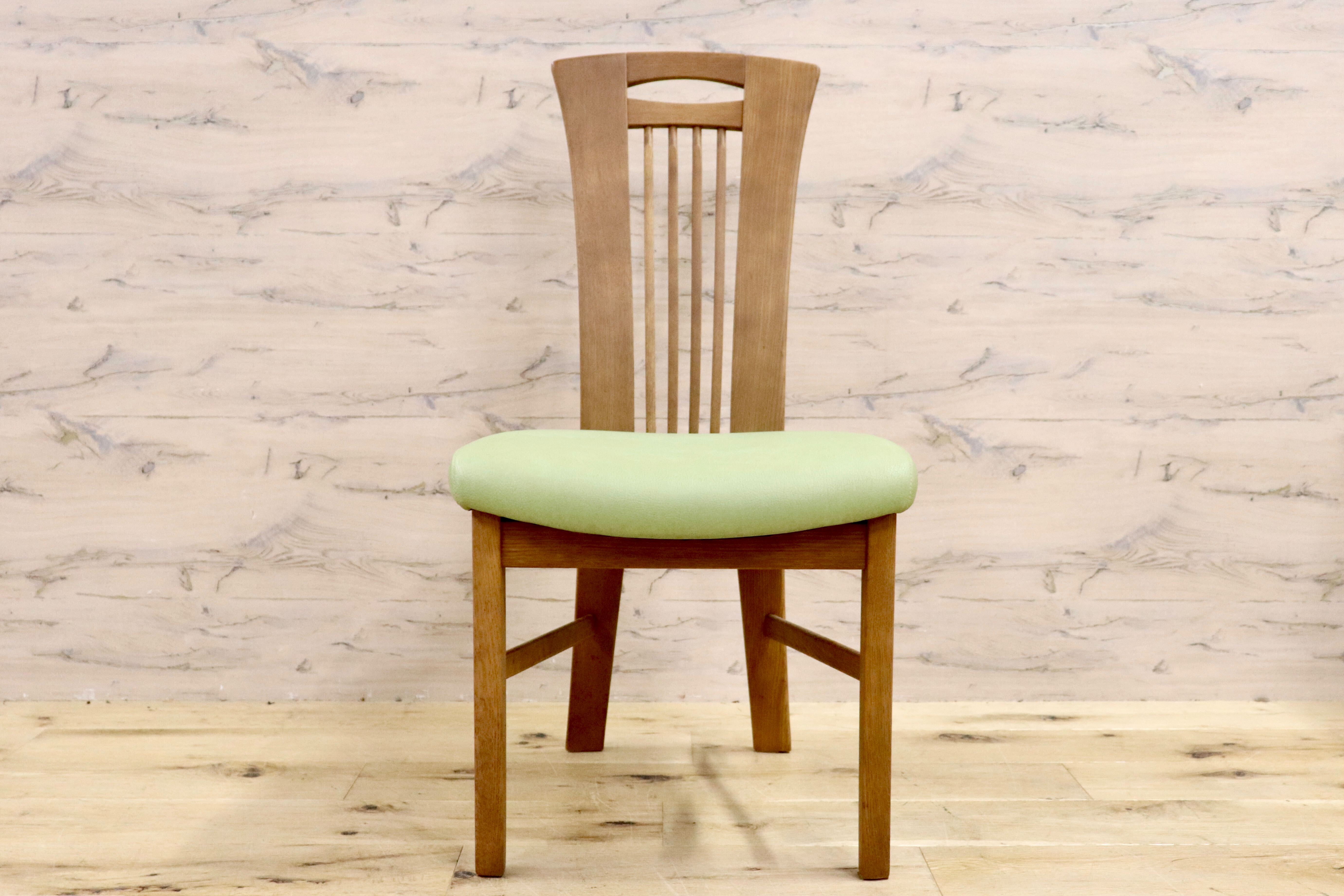 GMHS223A○karimoku / カリモク ダイニングチェア アームレスチェア 椅子 カントリー モダン レトロ オーク 合皮 グリーン 国産家具