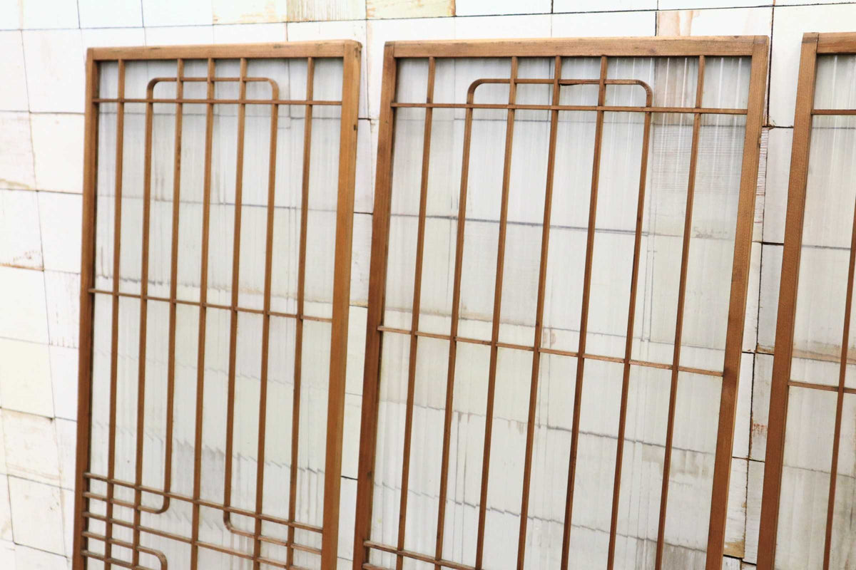 GMJS260C◯アンティーク 木製格子戸 4枚セット 格子窓 建具 ガラス戸 窓 書院戸 障子戸 パーテーション 古民家 店舗什器 昭和レトロ