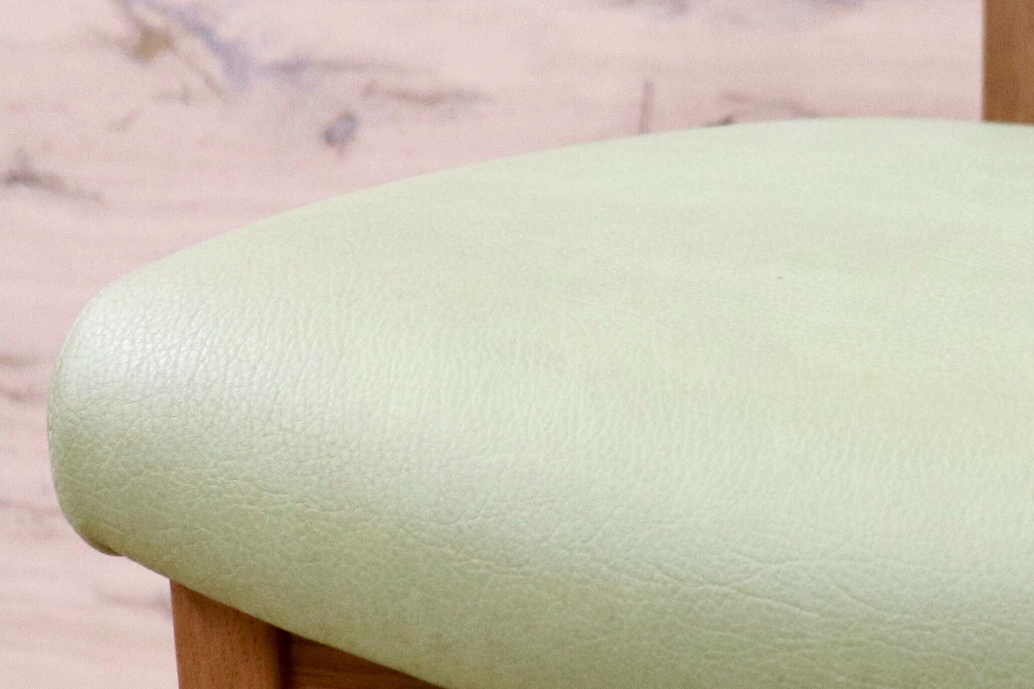 GMHS223A○karimoku / カリモク ダイニングチェア アームレスチェア 椅子 カントリー モダン レトロ オーク 合皮 グリーン 国産家具