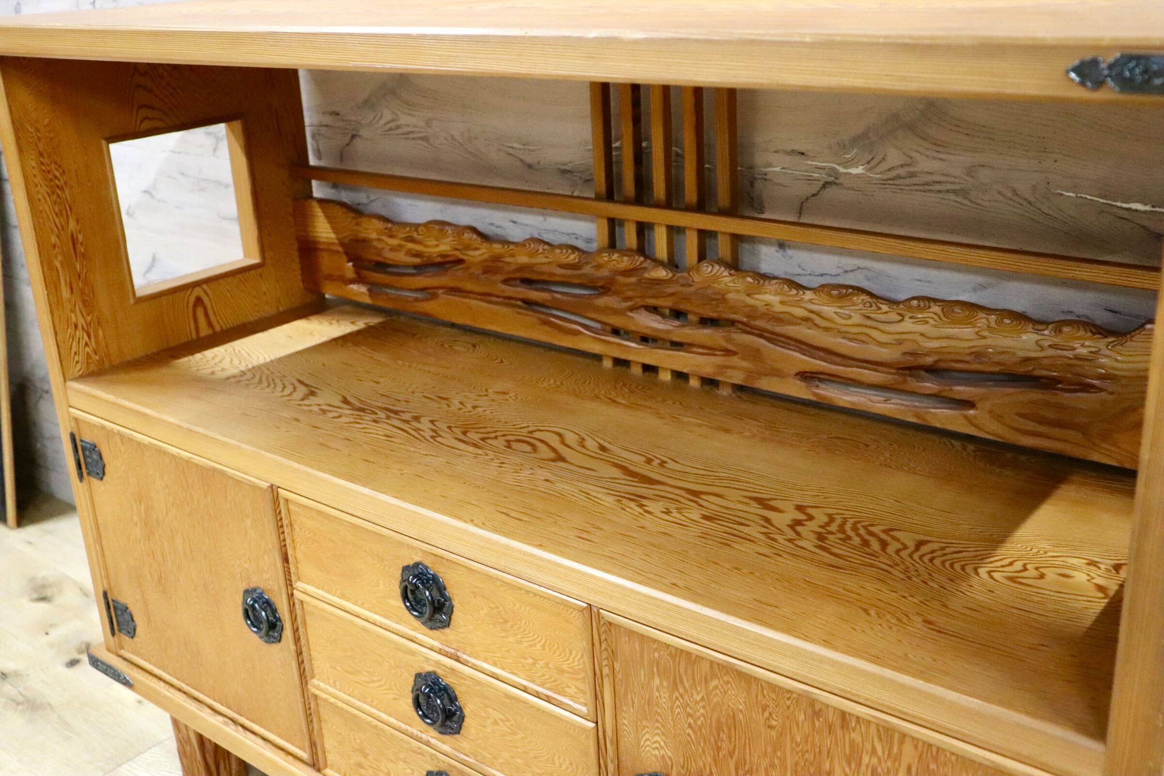 GMHH226A○世界遺産屋久杉 茶棚 飾り棚 茶箪笥 サイドボード リビングボード 和家具 和室 古民家 伝統工芸 和モダン アンティーク 稀少