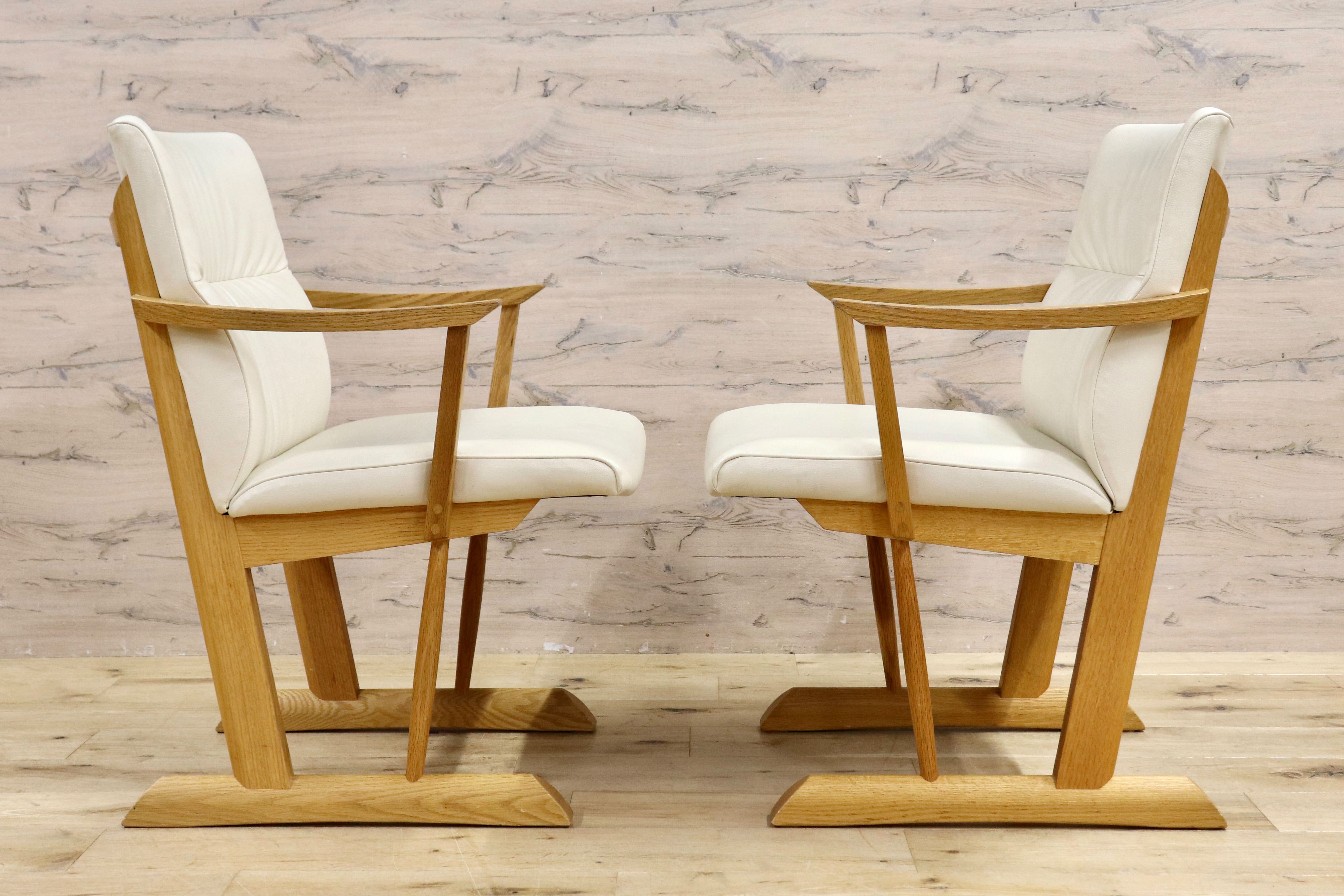 GMIK594A○飛騨産業 / HIDA キツツキ KAYA ダイニングチェア 2脚セット アームチェア 椅子 レザー オーク材 無垢 モダン