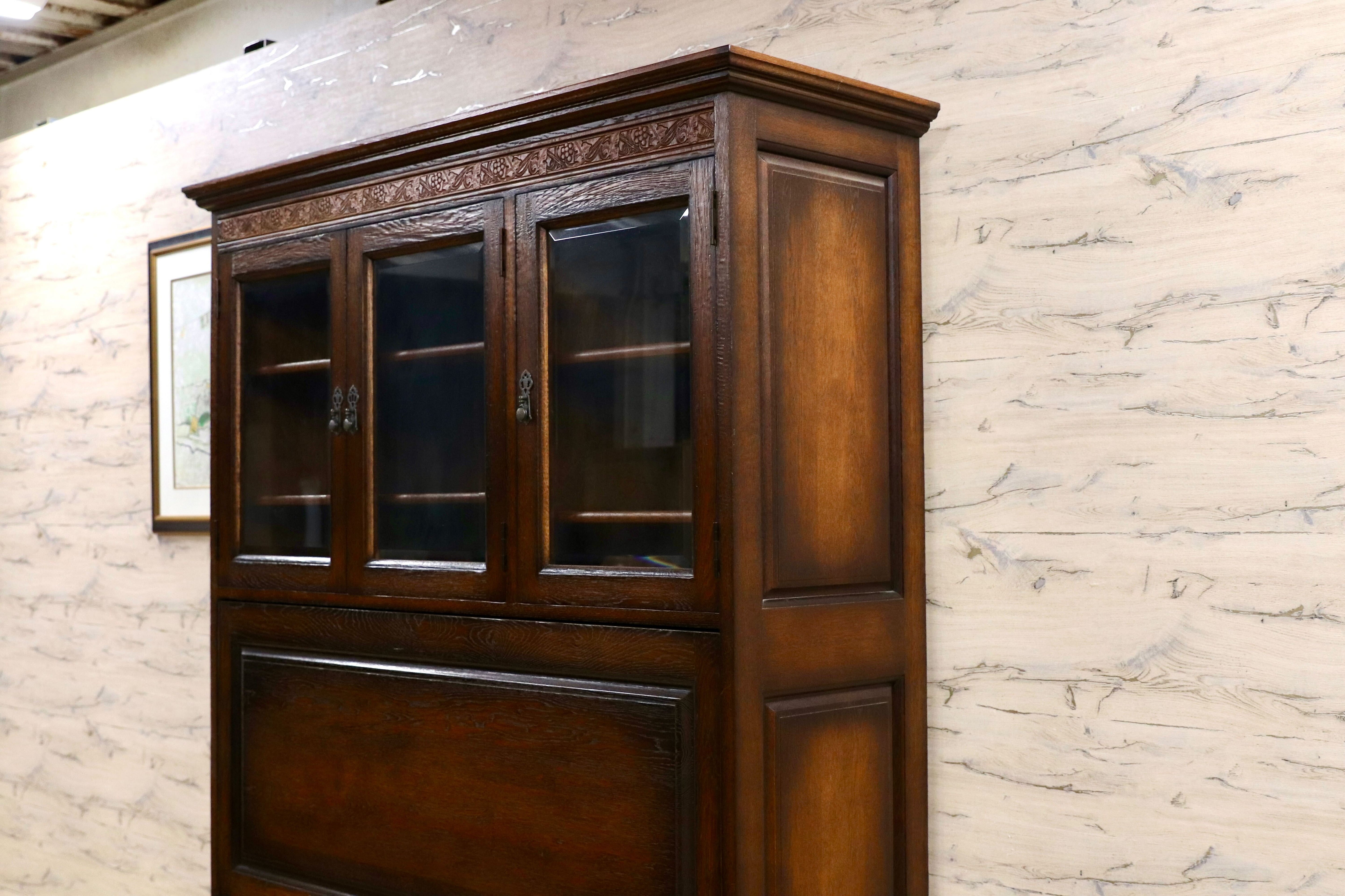 GMEK418○イギリス アンティーク 大型キャビネット リビングボード 収納棚 飾り棚 ヴィンテージ 最高級 オーク無垢材 約150万