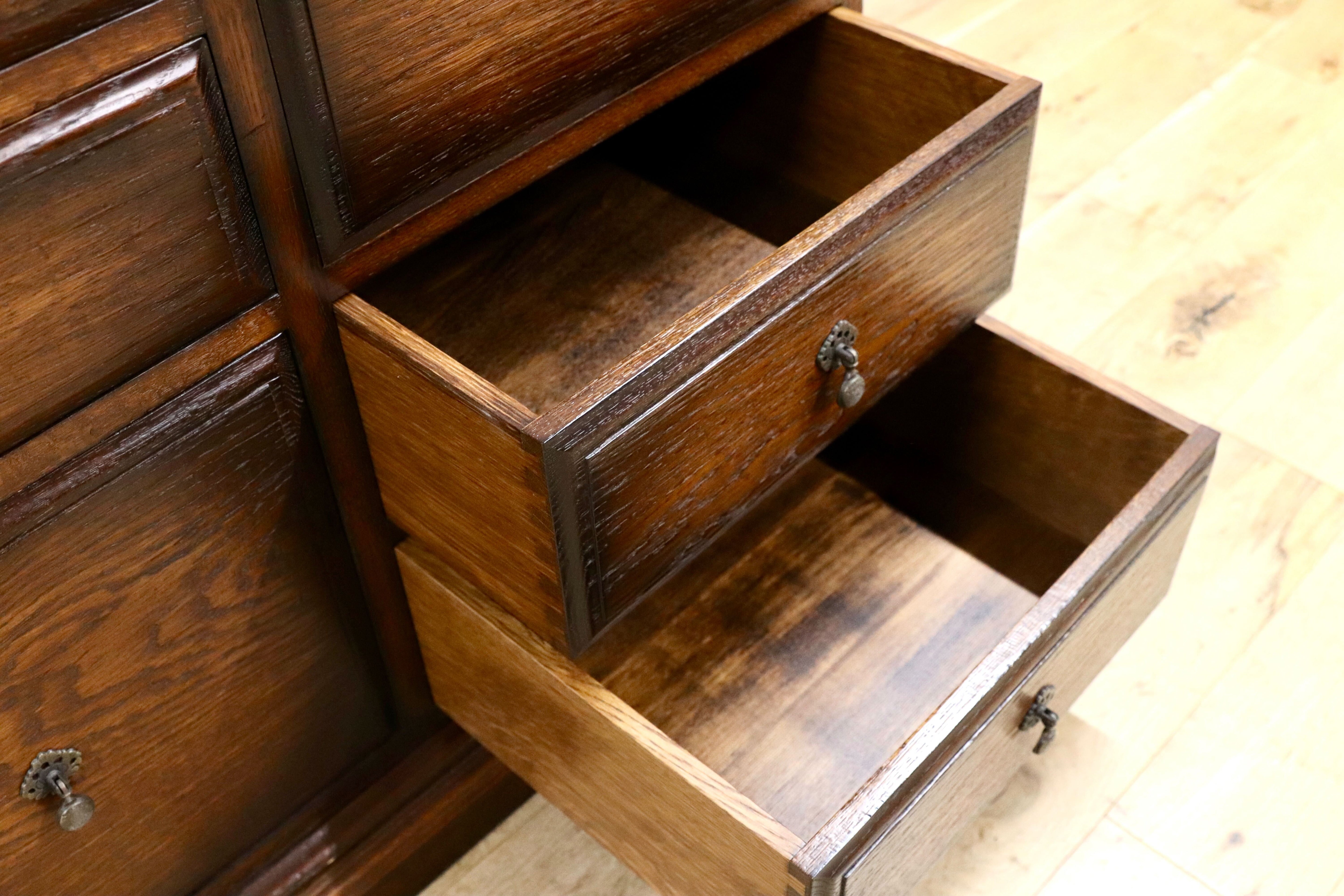 GMEK418○イギリス アンティーク 大型キャビネット リビングボード 収納棚 飾り棚 ヴィンテージ 最高級 オーク無垢材 約150万