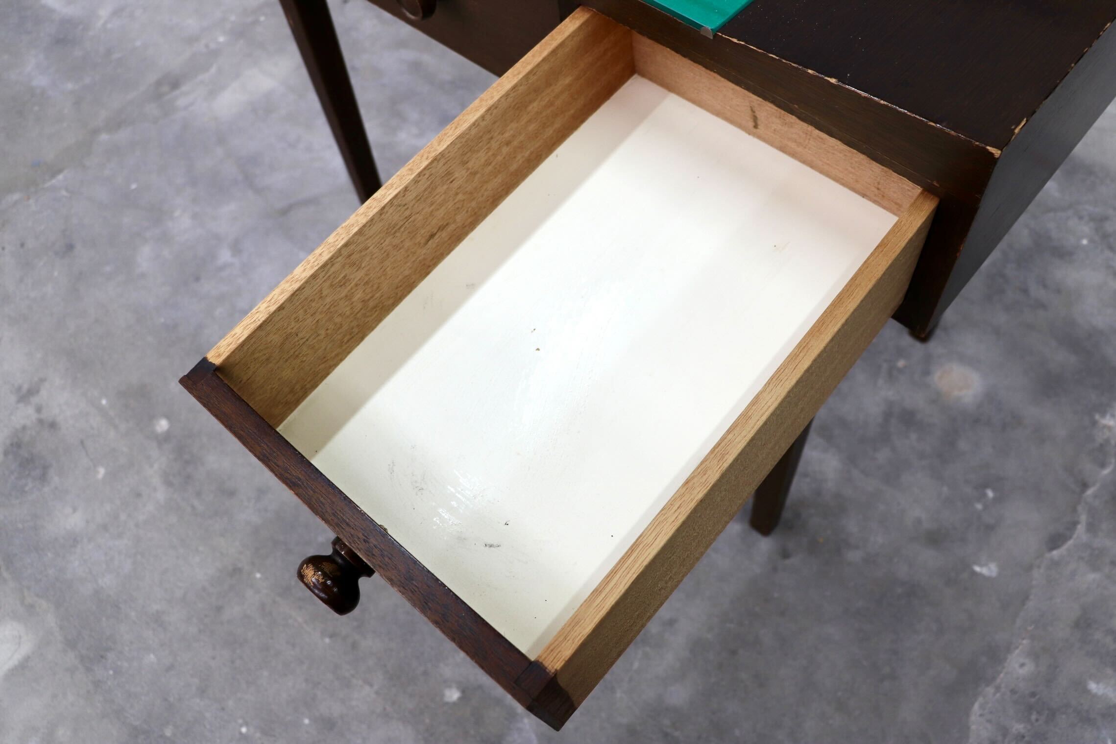 GMHH421A○神戸洋家具 サイドテーブル コンソールデスク 飾り棚 作業台 ディスプレ台 アンティーク 店舗什器 レトロ ヴィンテージ