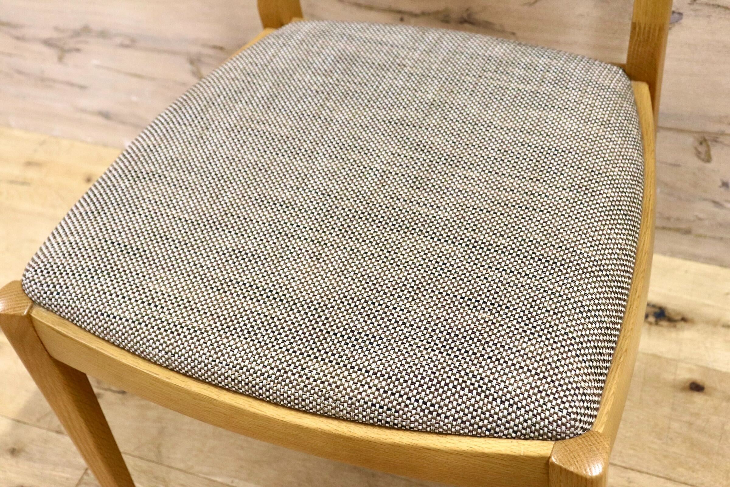 GMIK587○浜本工芸 / HAMAMOTO ダイニングチェア 椅子 アームレスチェア オーク材 ファブリック シンプル モダン 国産家具 定価約4万