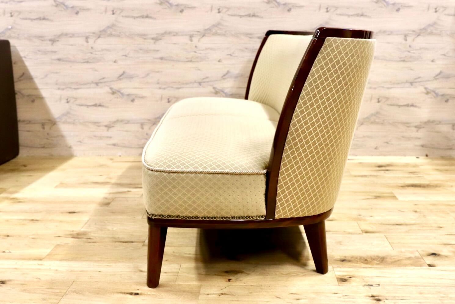 GMHK245○モリシゲ / MORISHIGE 2.5人掛けソファ トリプルソファ 長椅子 ファブリック 応接 最高級 モダン 美品