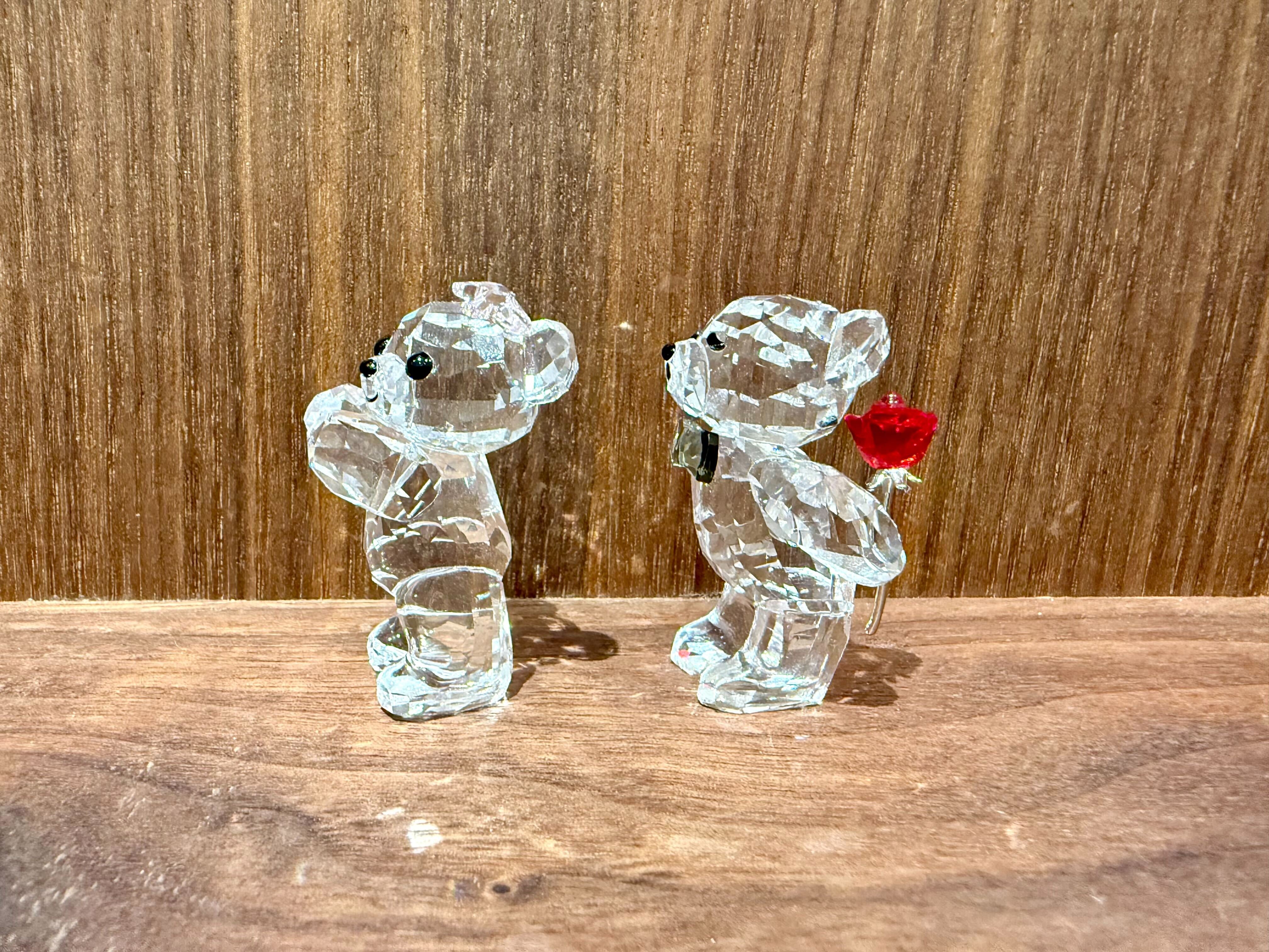GMIO57◯SWAROVSKI / スワロフスキー krisベア A Lovely Surprise 素敵なサプライズ カップル 置物 クリスタル