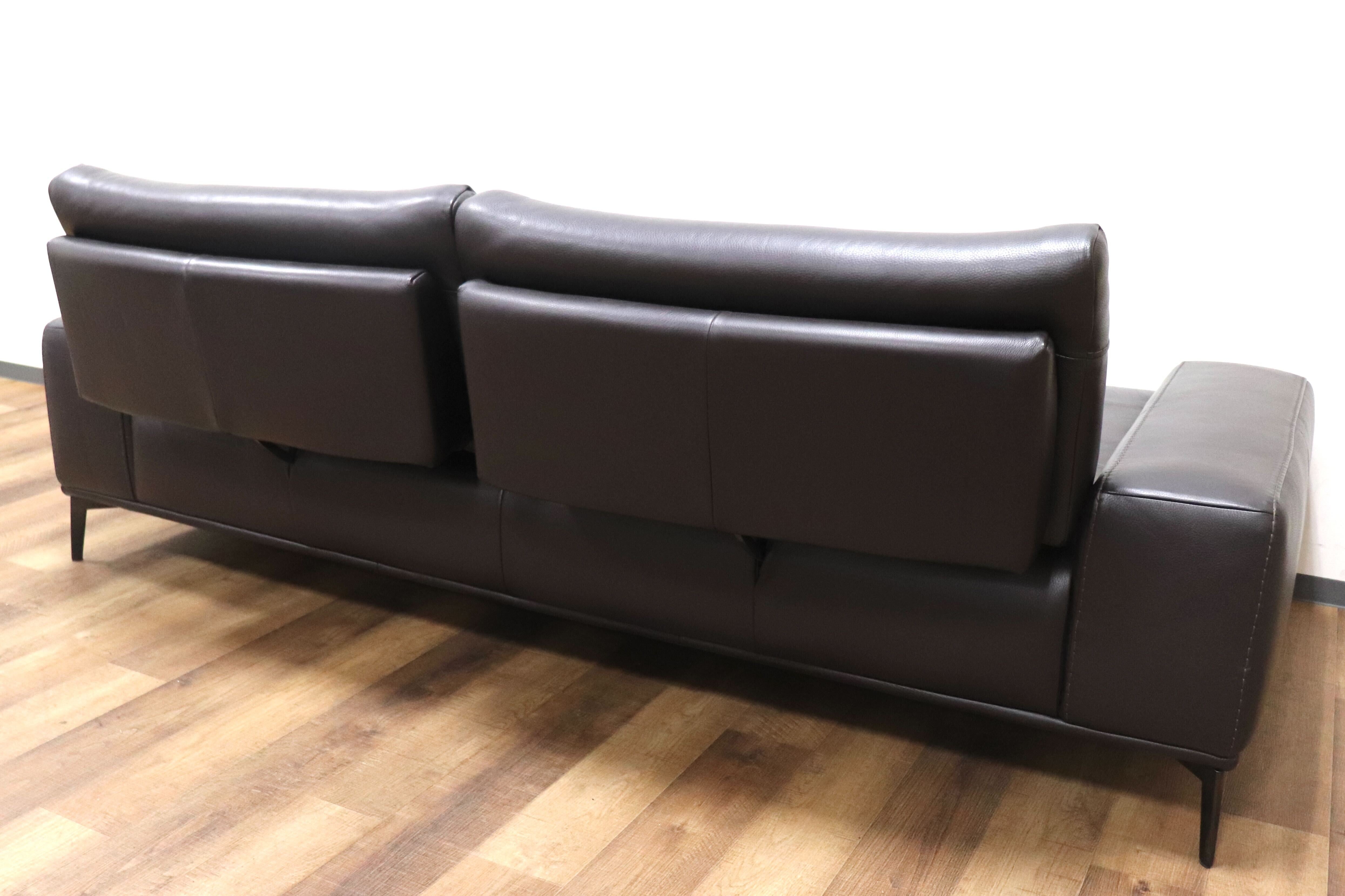 GMHK151○nicoline / ニコライン EGEO エジオ 3人掛けソファ トリプルソファ 総革 ブラウン イタリア 最高級 +CASA 定価約95万 展示品