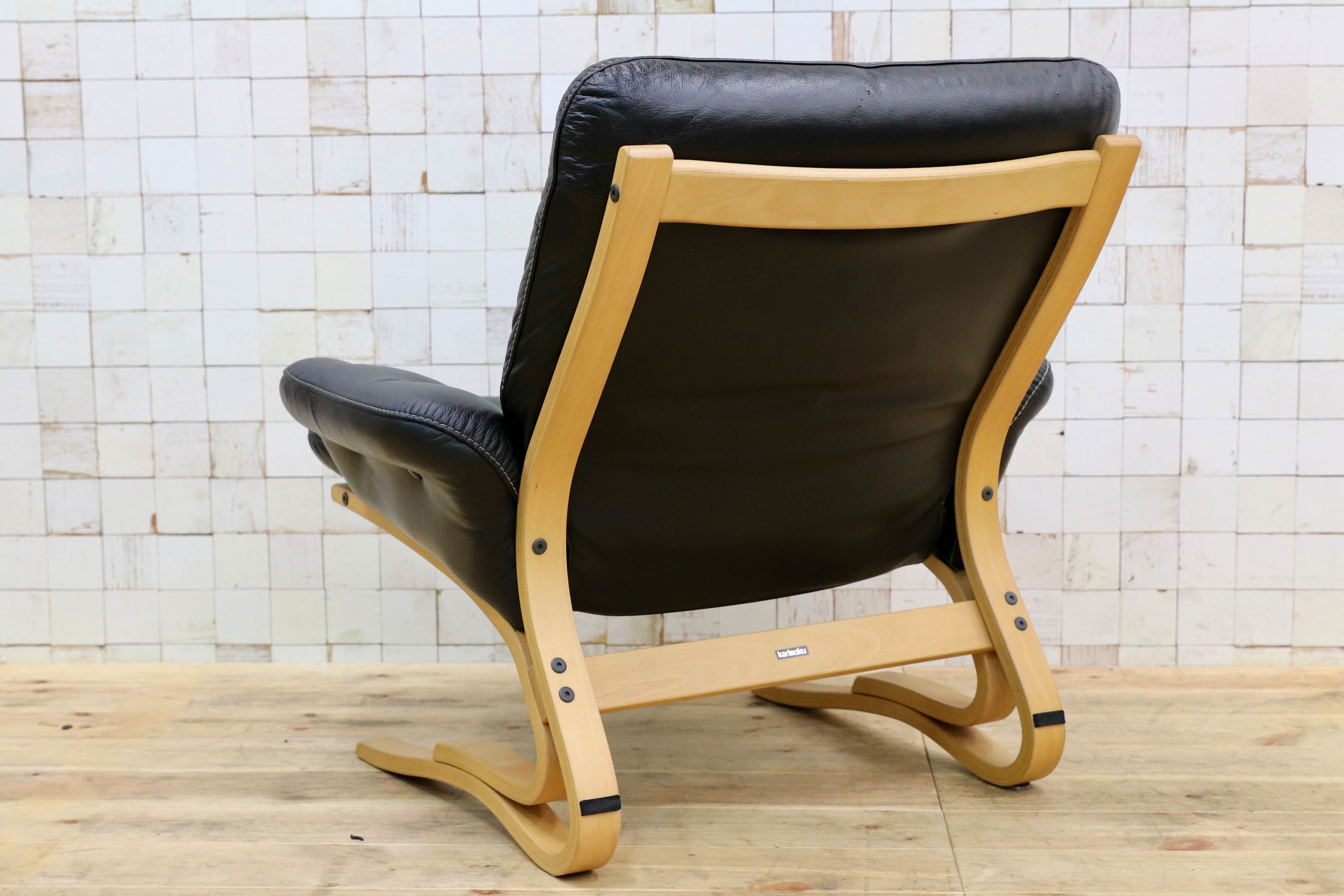 GMIK368A○karimoku / カリモク WW77 1人掛けソファ シングルソファ ラウンジチェア 黒 本革 北欧スタイル 曲木 国産家具 約21.5万