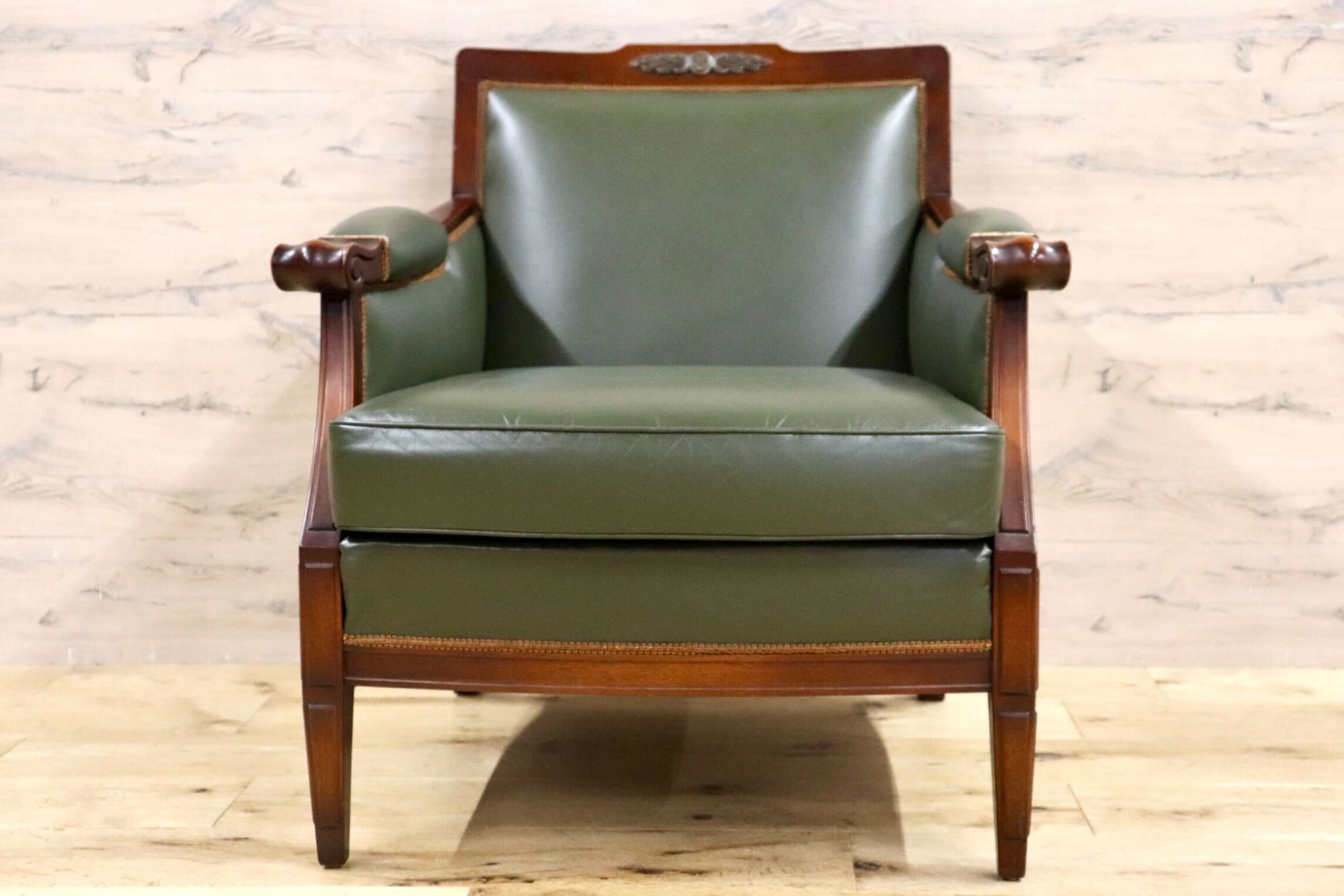 GMHN114A○メープル不二屋 1人掛けソファ シングルソファ ラウンジチェア 応接 本革 グリーン クラシック ヨーロピアン 神戸洋家具 美品