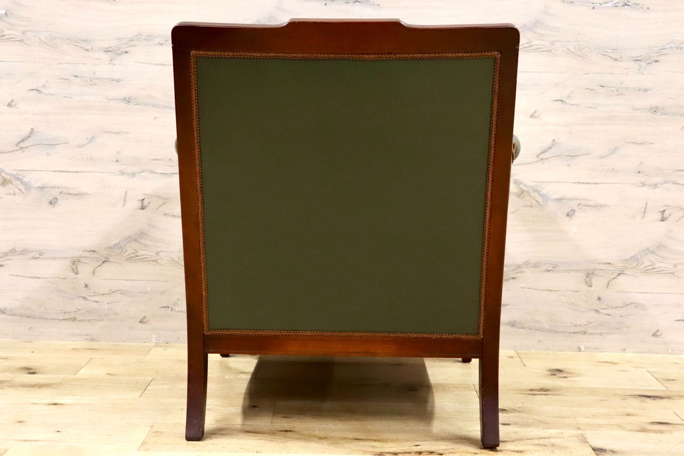 GMHN114A○メープル不二屋 1人掛けソファ シングルソファ ラウンジチェア 応接 本革 グリーン クラシック ヨーロピアン 神戸洋家具 美品