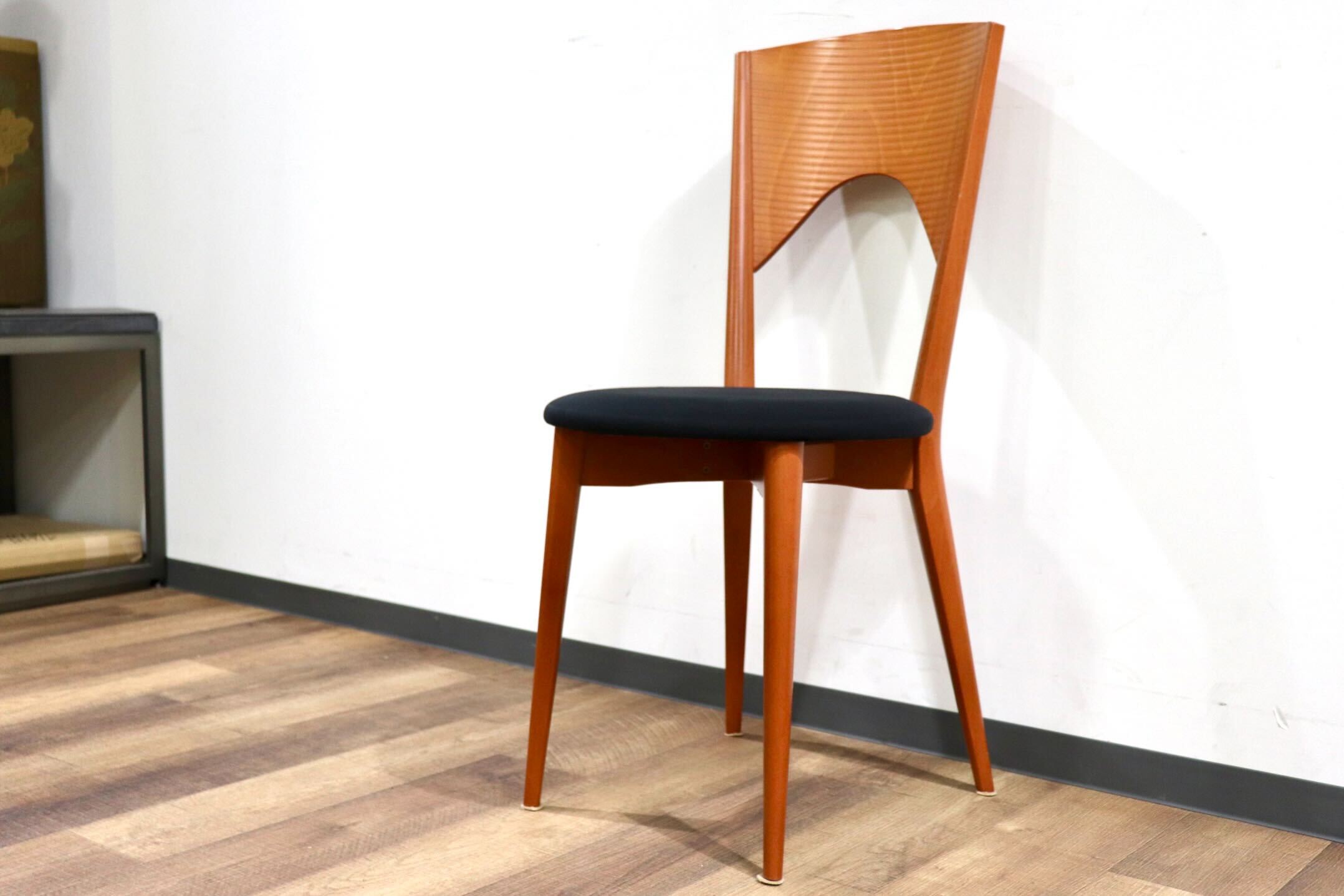 GMIK322C○Calligaris / カリガリス ダイニングチェア 椅子 ファブリック モダン イタリア製