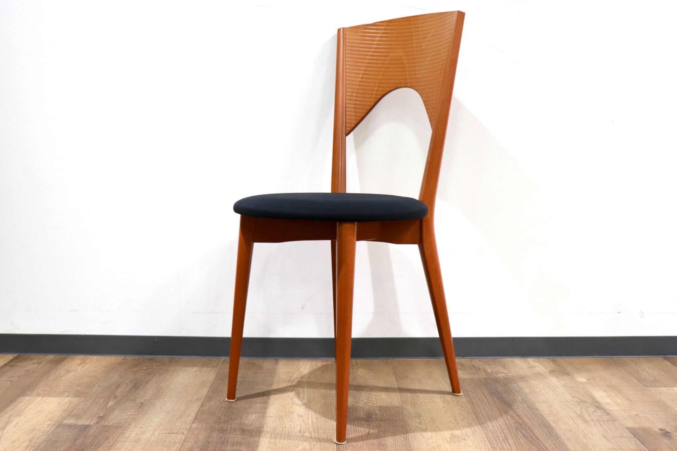 GMIK322C○Calligaris / カリガリス ダイニングチェア 椅子 ファブリック モダン イタリア製