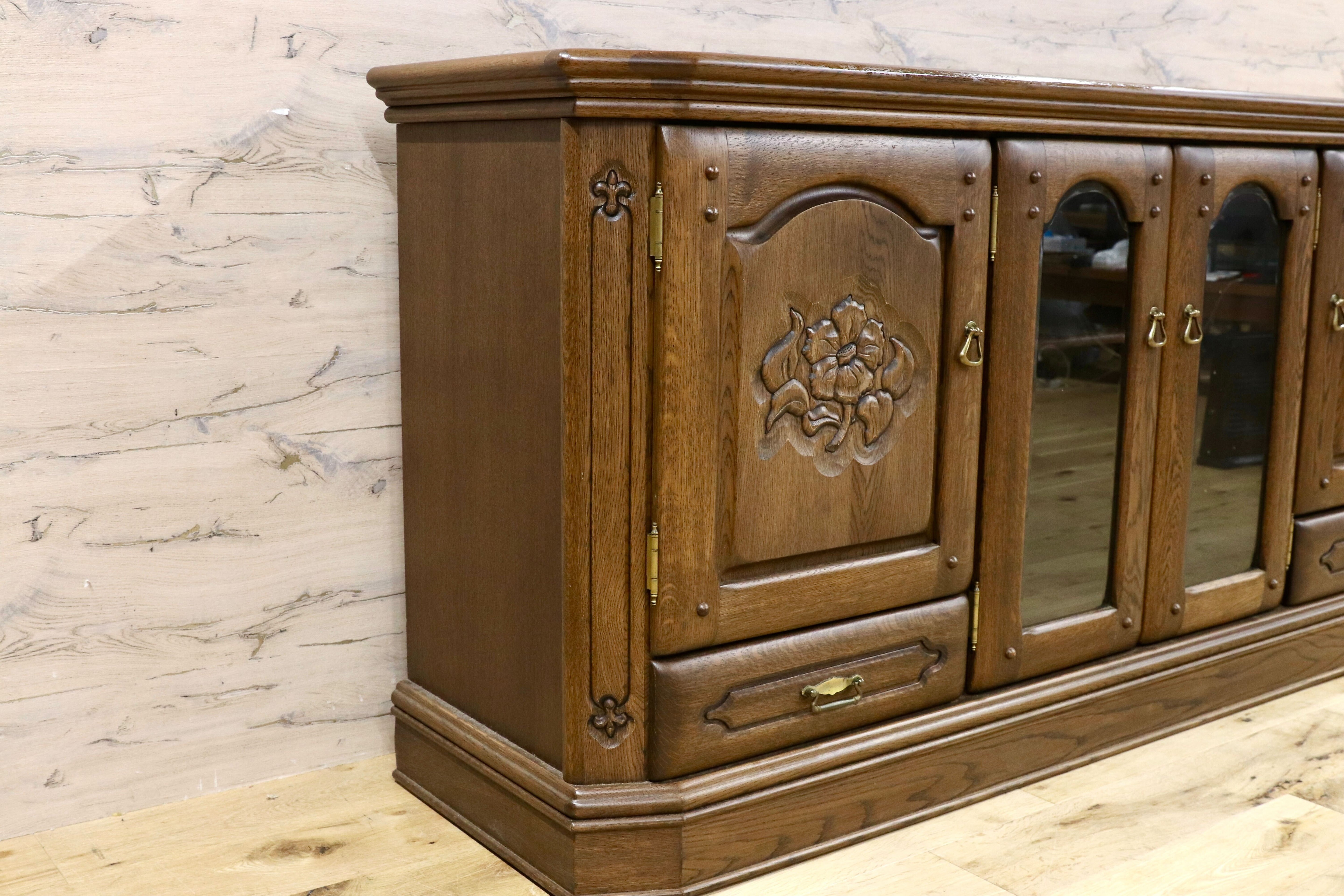 GMHK662○河本家具 / Molis 旭川家具 サイドボード リビングボード クラシック キャビネット オーク無垢材 レトロ ヴィンテージ