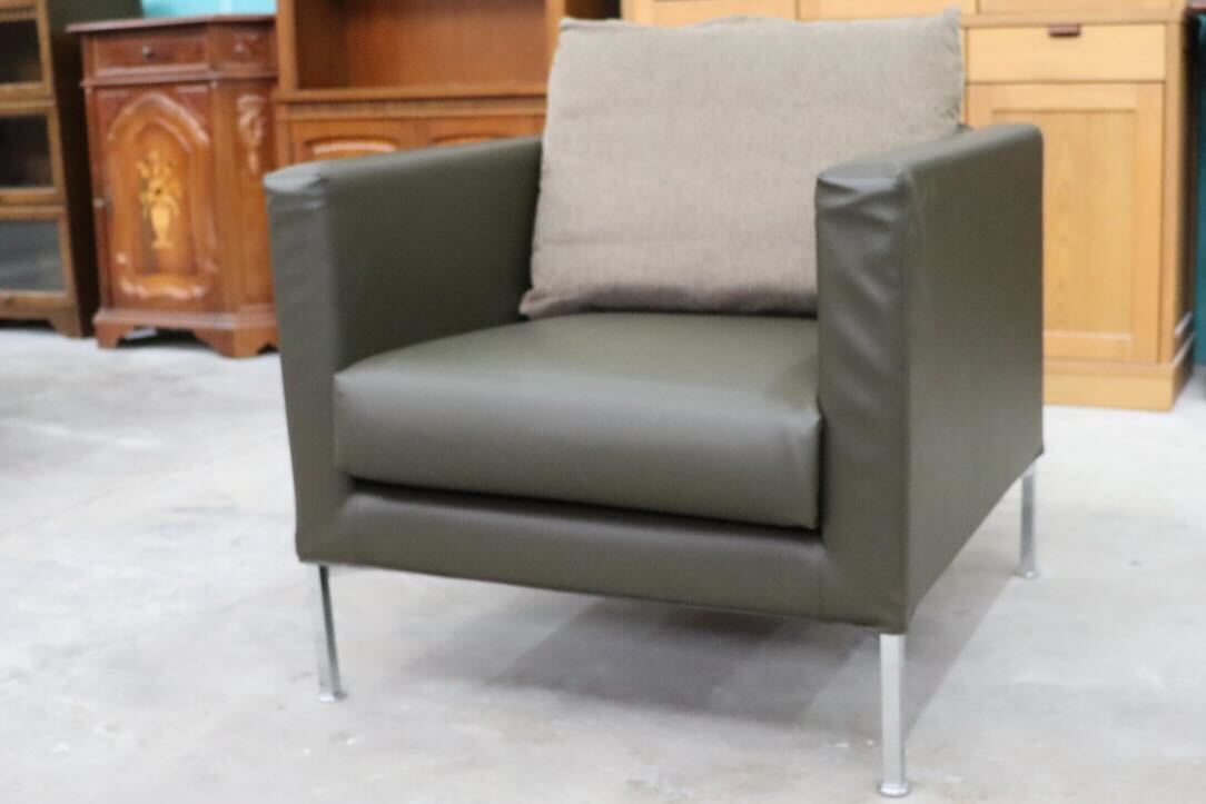 GMHK689A○cassina ixc / カッシーナイクスシー ピエロ・リッソーニ ボックスソファ 合皮 1P 1人掛けソファ シングルソファ 定価約36万