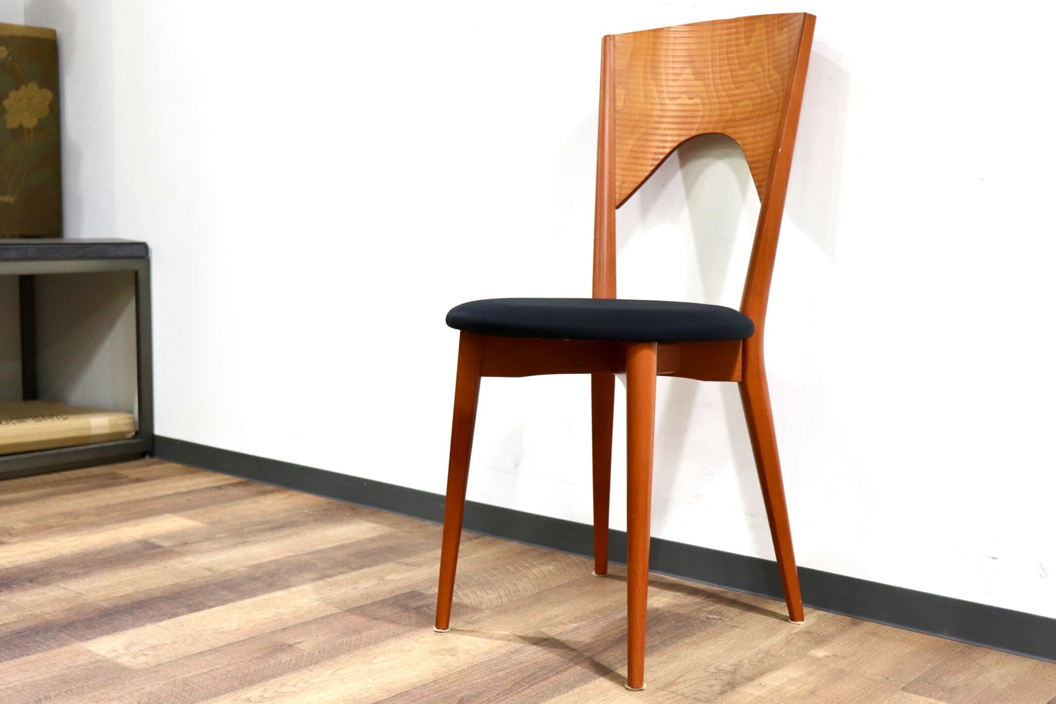 GMIK322D○Calligaris / カリガリス ダイニングチェア 椅子 ファブリック モダン イタリア製