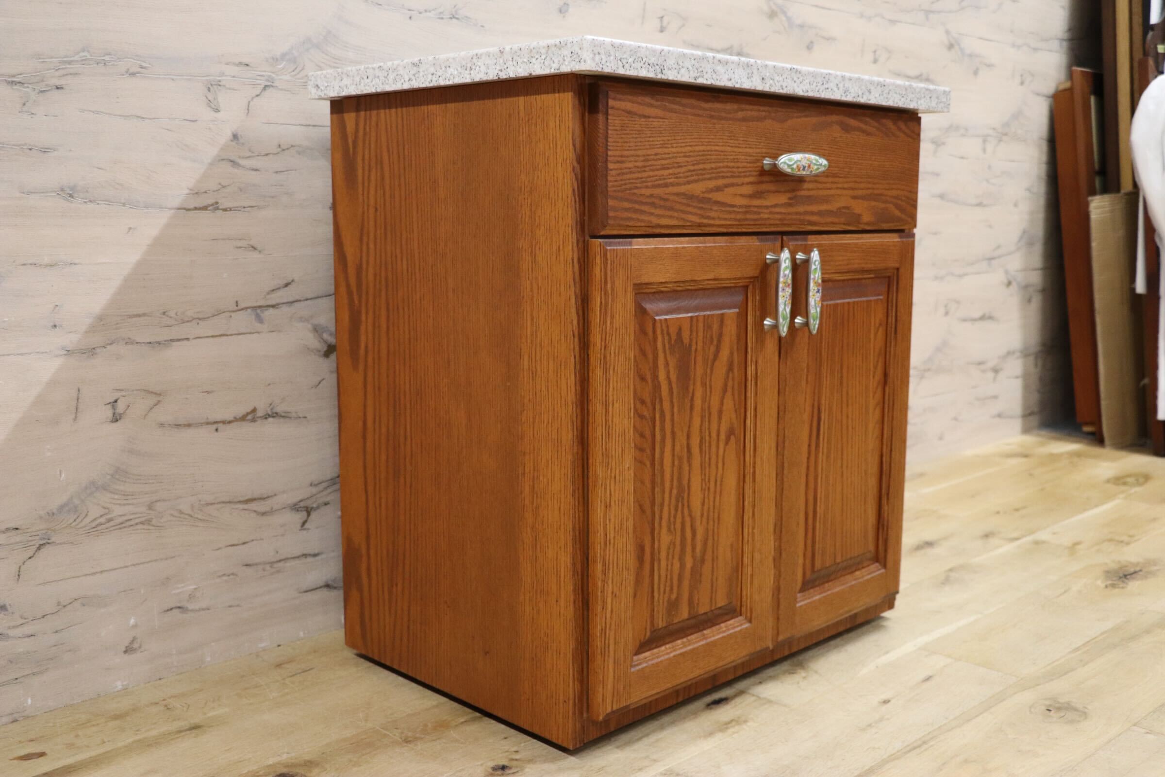 GMHK816○DeWils /デウィルズ 食器棚 キャビネット キッチン収納 収納家具 サイドボード モダン アメリカ US クラシック ※発送不可