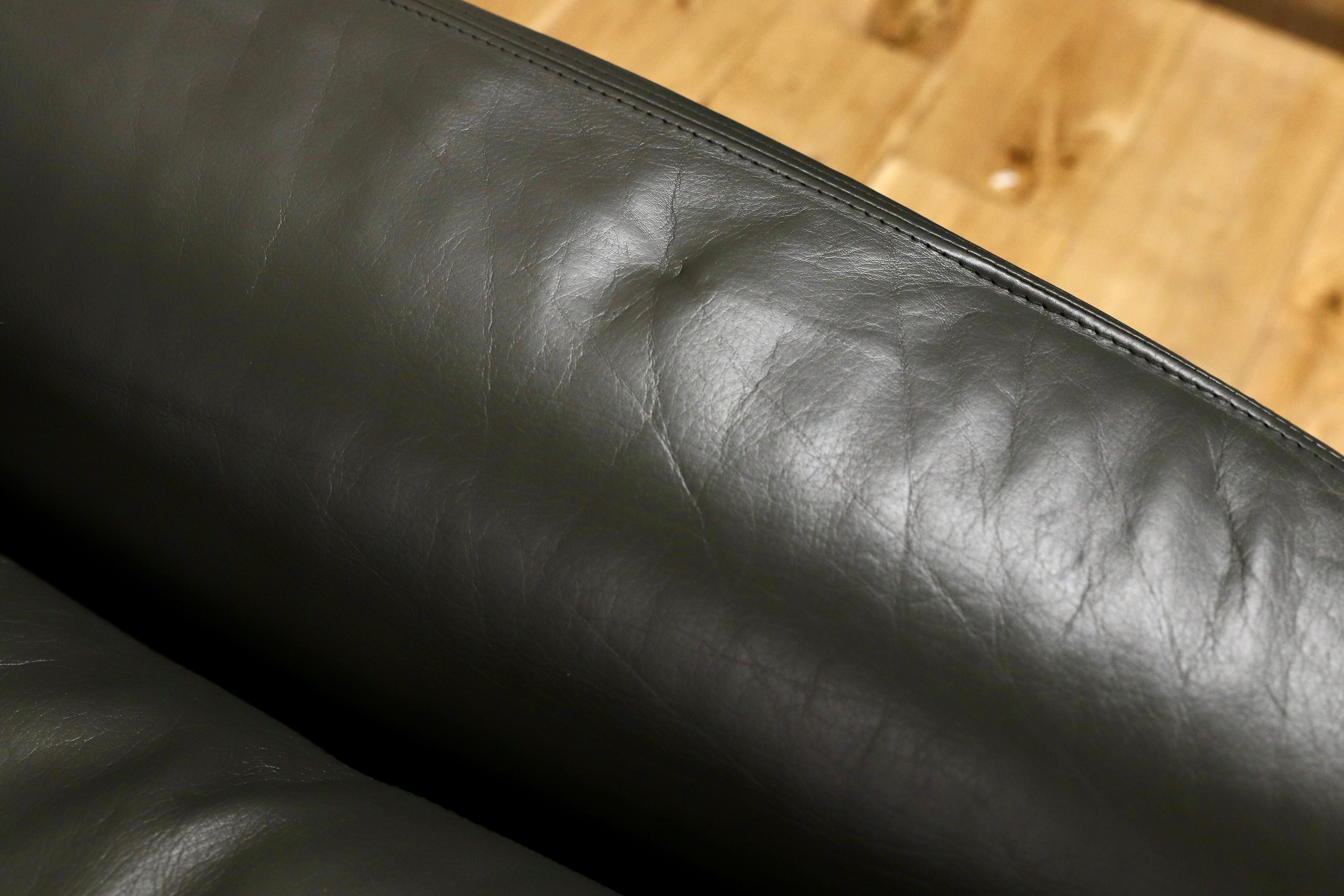 GMGH326○de sede / デセデ mobilia モビリア 3人掛けソファ トリプルソファ ダークグリーン 北欧 ヴィンテージ 本革 稀少 定価192万