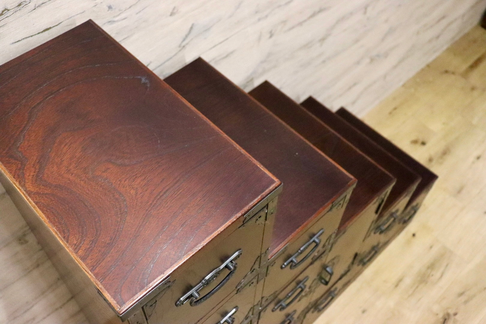 GMJO72G○民芸家具 葵 階段タンス 時代箪笥 右下り 整理箪笥 伝統工芸 和家具 和モダン 和室 座敷 古民家 レトロ