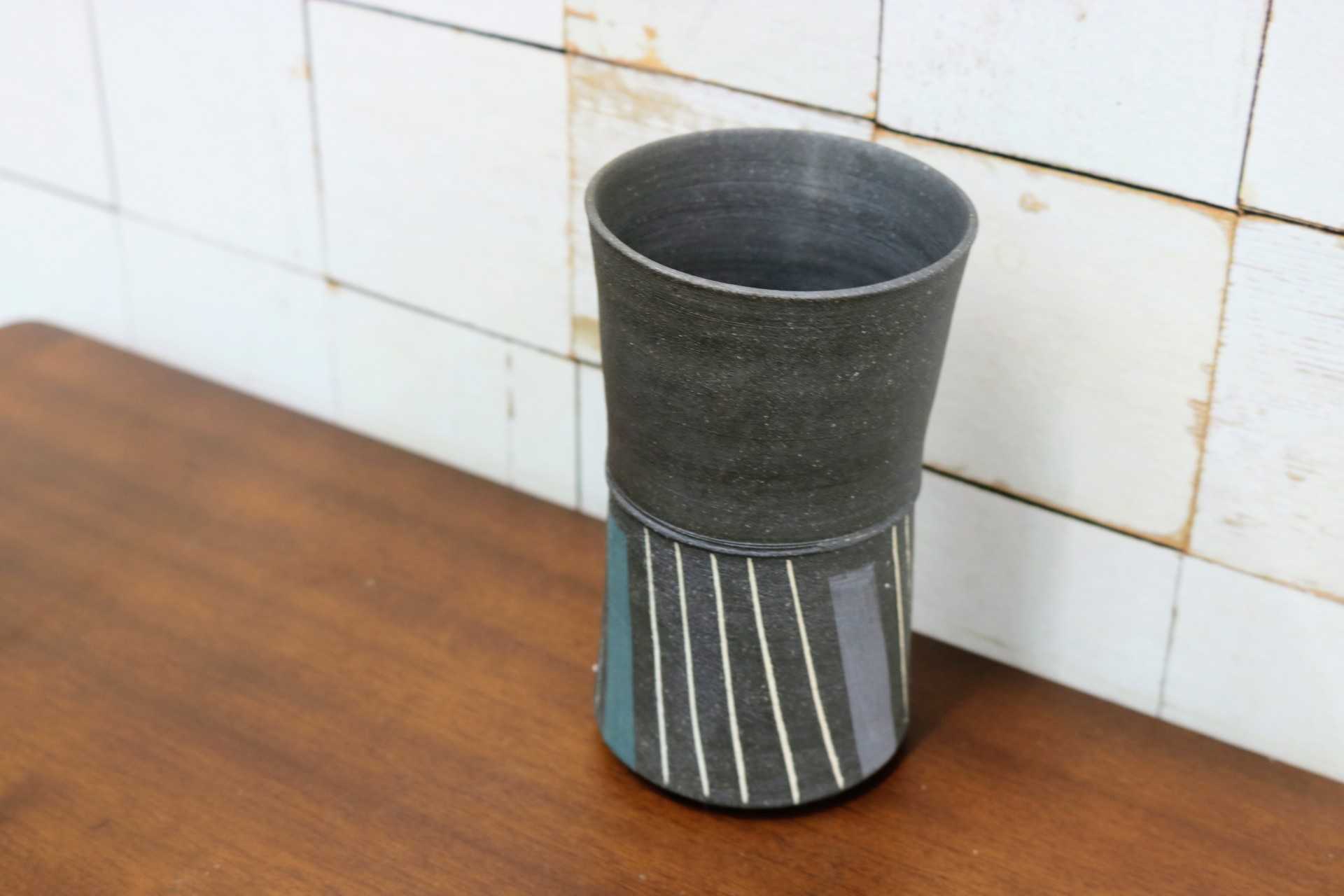 GMJO122D◯市野悟窯 市野哲次 丹波焼 彩色線象嵌 ビアジョッキ ビアカップ 陶器 現代陶芸 作家物